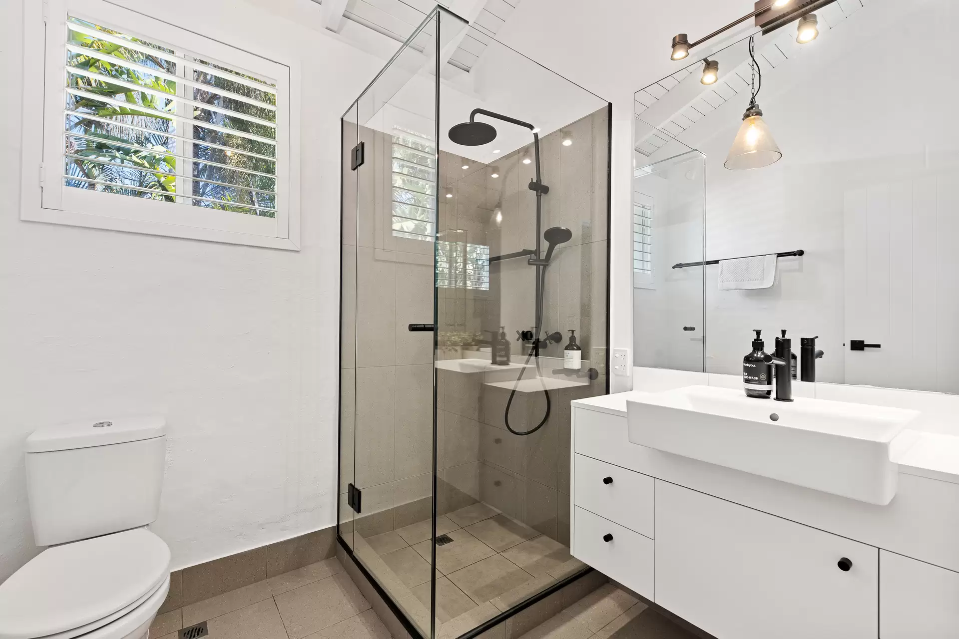 Photo #7: 1/25 Coral Tree Avenue, Noosa Heads - Sold by Ray White Noosa
