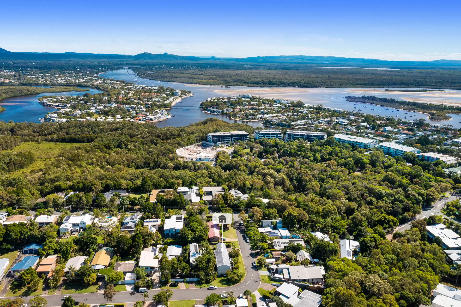Photo #15: 1/25 Coral Tree Avenue, Noosa Heads - Sold by Ray White Noosa