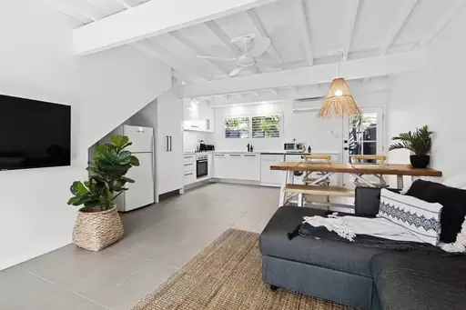 1/25 Coral Tree Avenue, Noosa Heads Sold by Ray White Noosa - image 3