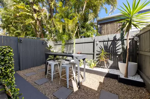 1/25 Coral Tree Avenue, Noosa Heads Sold by Ray White Noosa - image 12