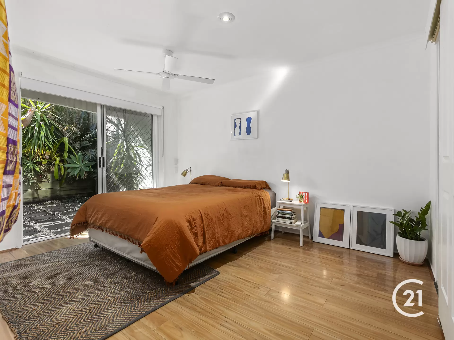 Photo #8: 2/6 Sobraon Street, Sunrise Beach - Sold by Ray White Noosa
