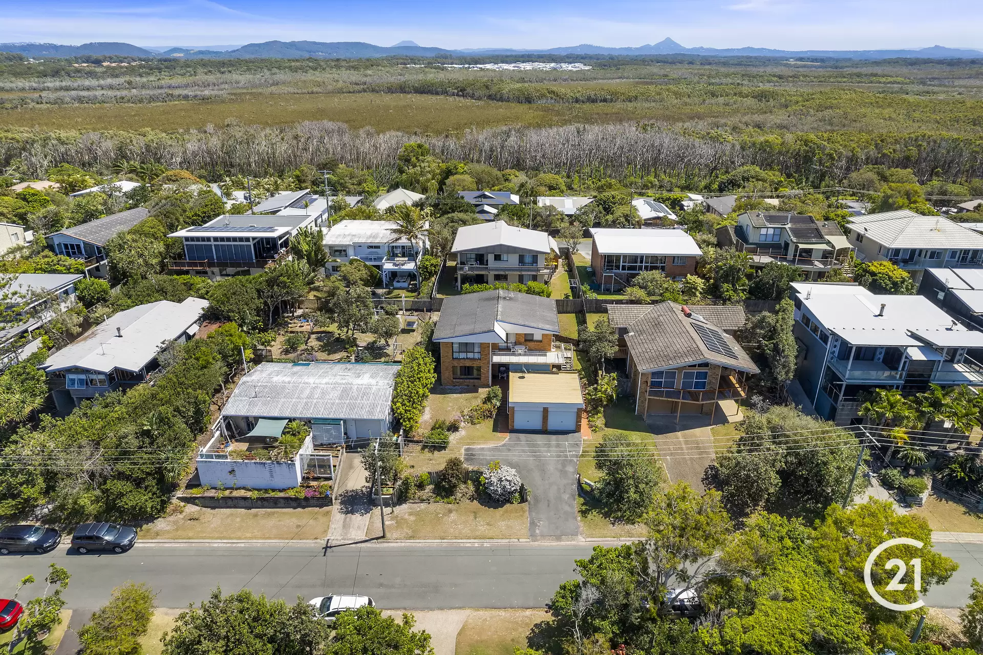 Photo #13: 19 Shearwater Street, Peregian Beach - Sold by Ray White Noosa