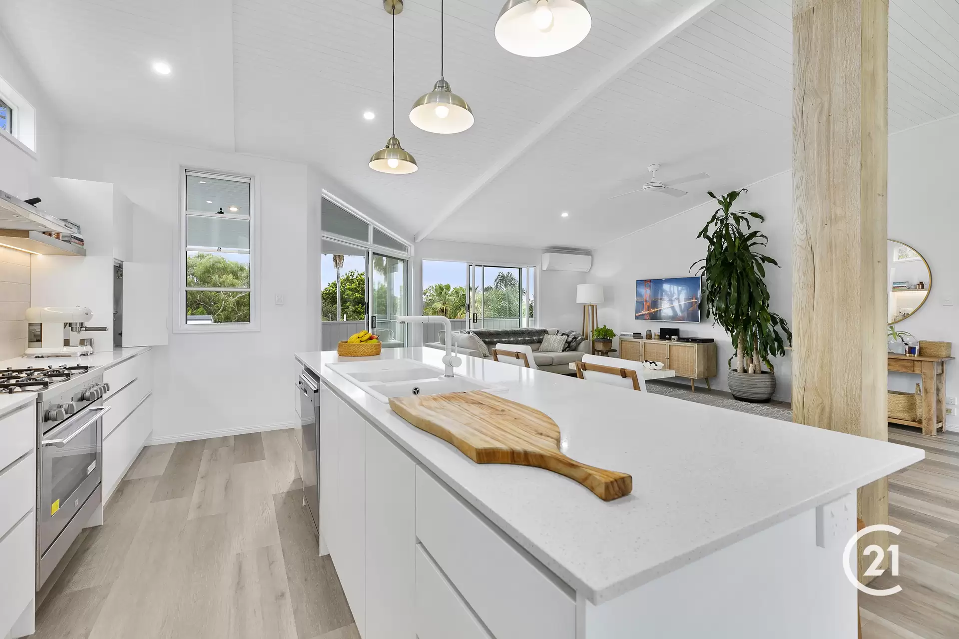 Photo #3: 2/13 Solway Drive, Sunshine Beach - Sold by Ray White Noosa