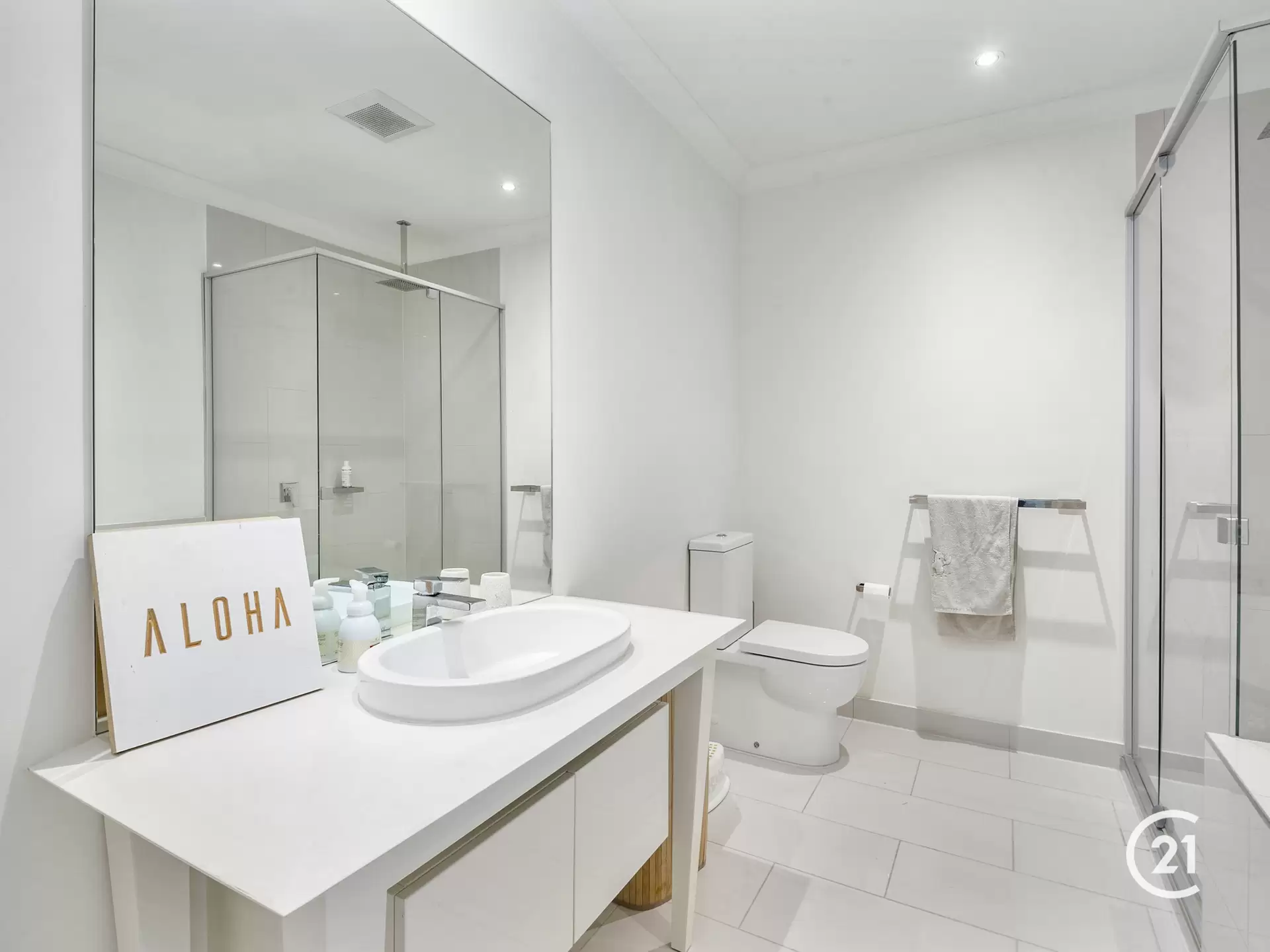 Photo #8: 53 North Ridge Avenue, Peregian Springs - Sold by Ray White Noosa
