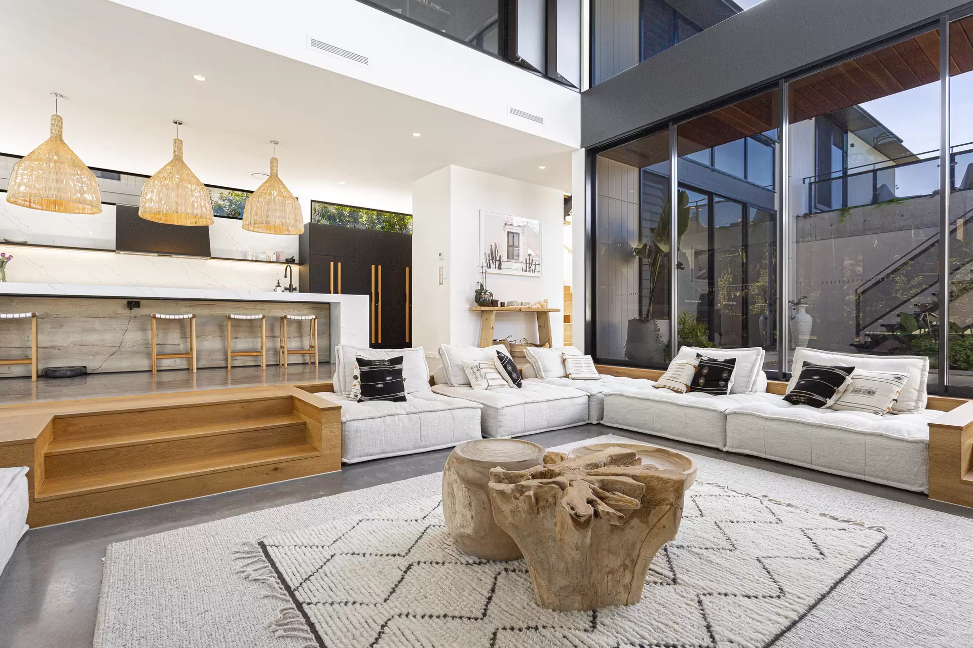 Photo #3: 19 Pacific Avenue, Sunshine Beach - Sold by Ray White Noosa