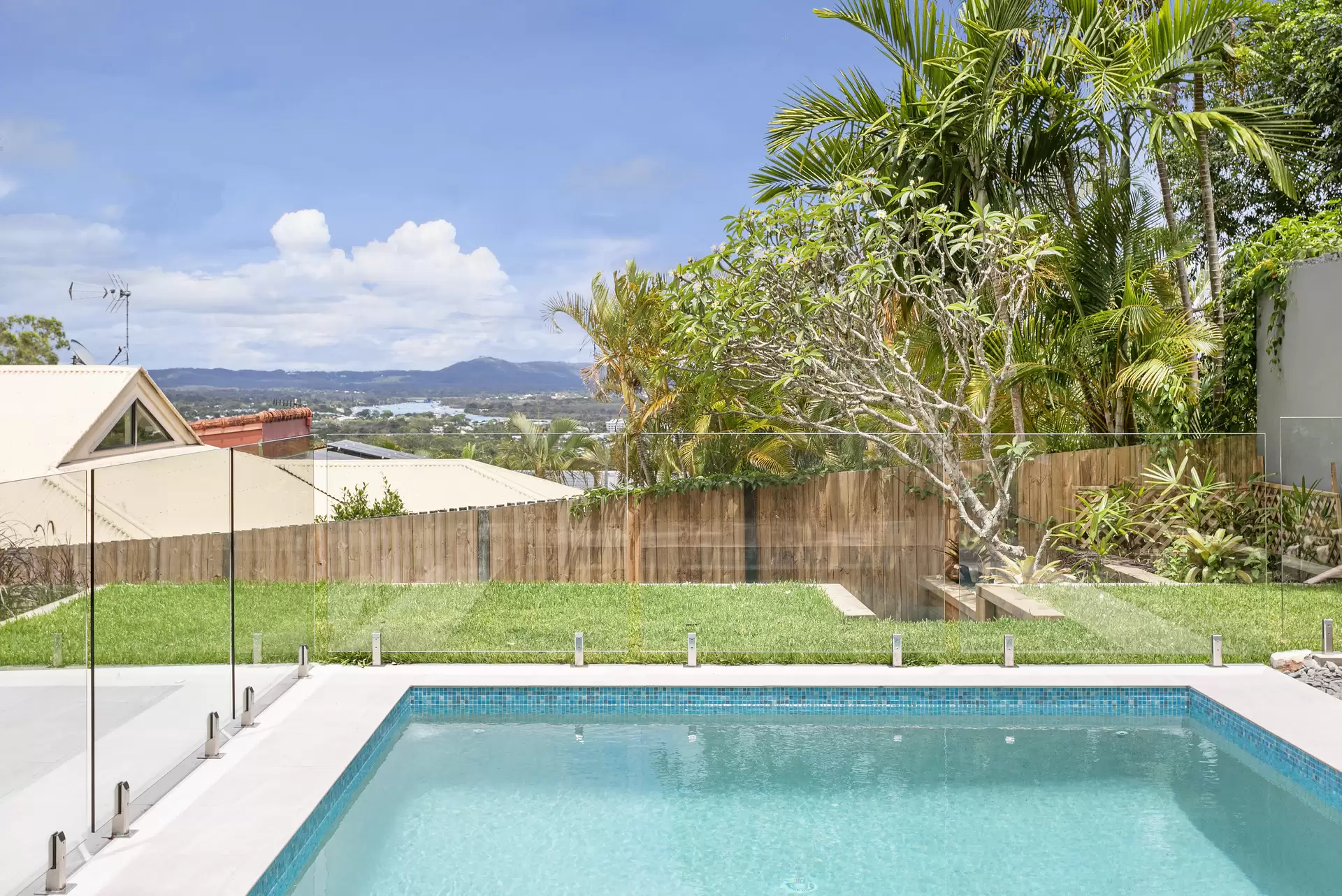 Photo #2: 39 Nairana Rest, Noosa Heads - Sold by Ray White Noosa