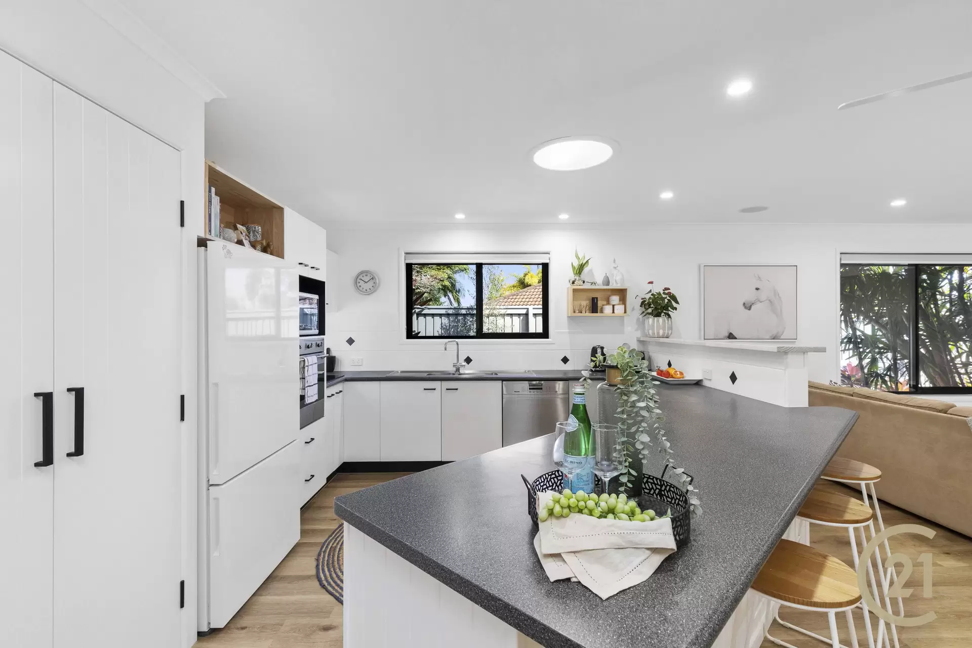 Photo #5: 4 Thornbill Court, Noosa Heads - Sold by Ray White Noosa
