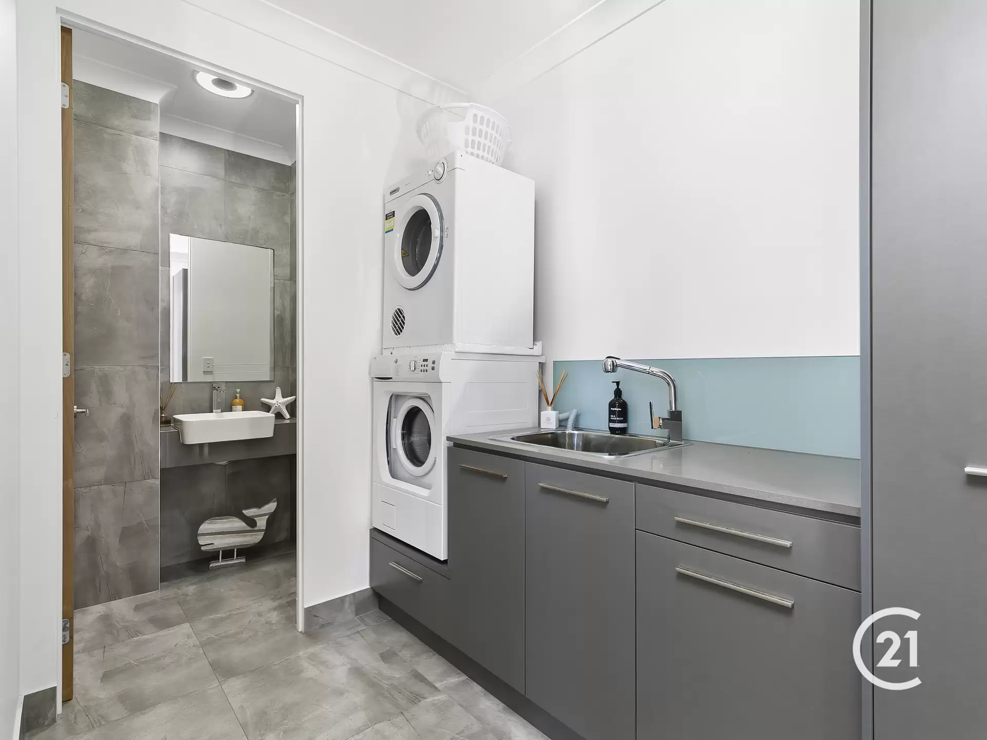Photo #16: 2/6 Second Avenue, Coolum Beach - Sold by Ray White Noosa