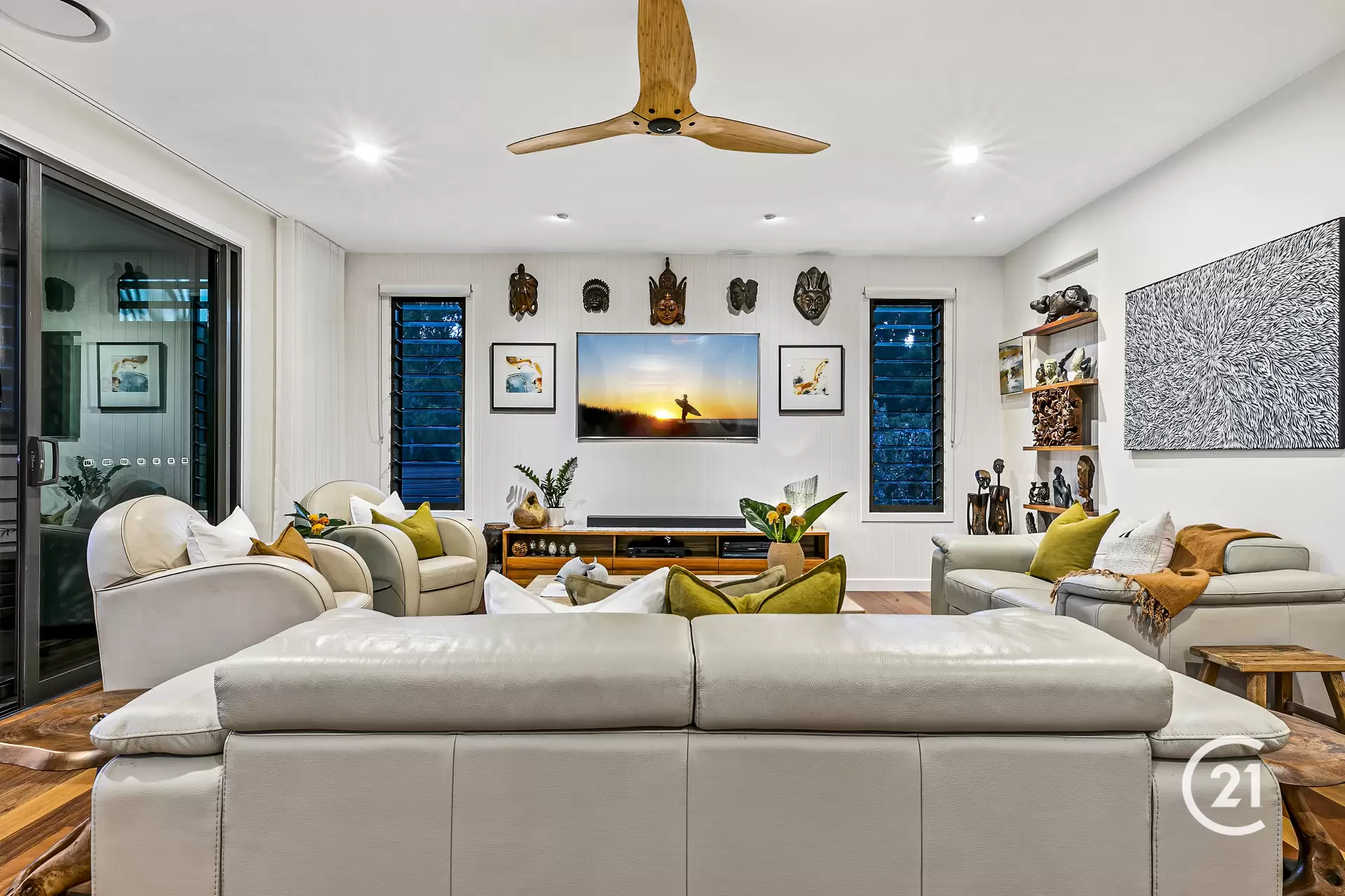 Photo #6: 5 Seamist Court, Sunshine Beach - Sold by Ray White Noosa