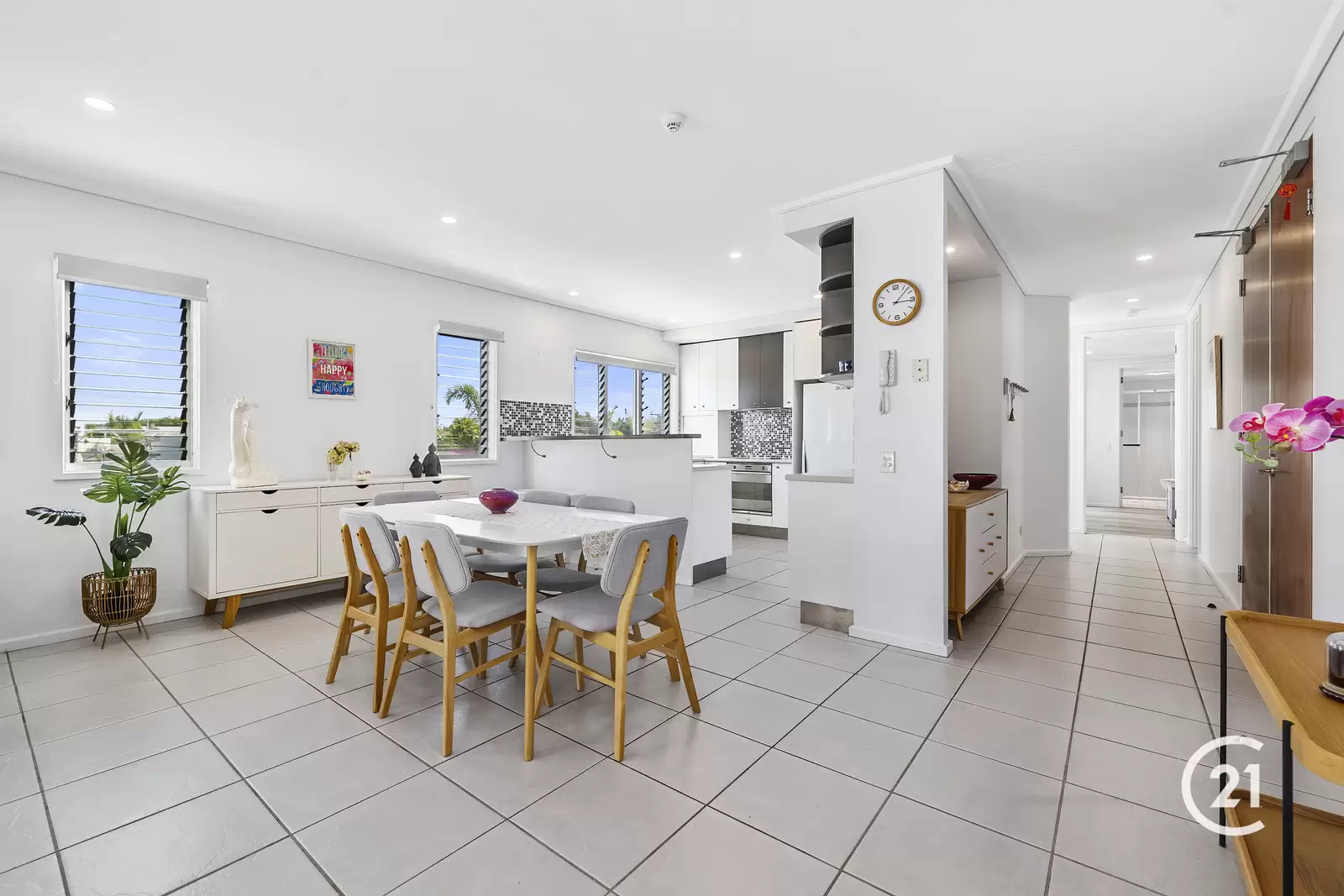Photo #3: 4/2 Second Avenue, Coolum Beach - Sold by Ray White Noosa