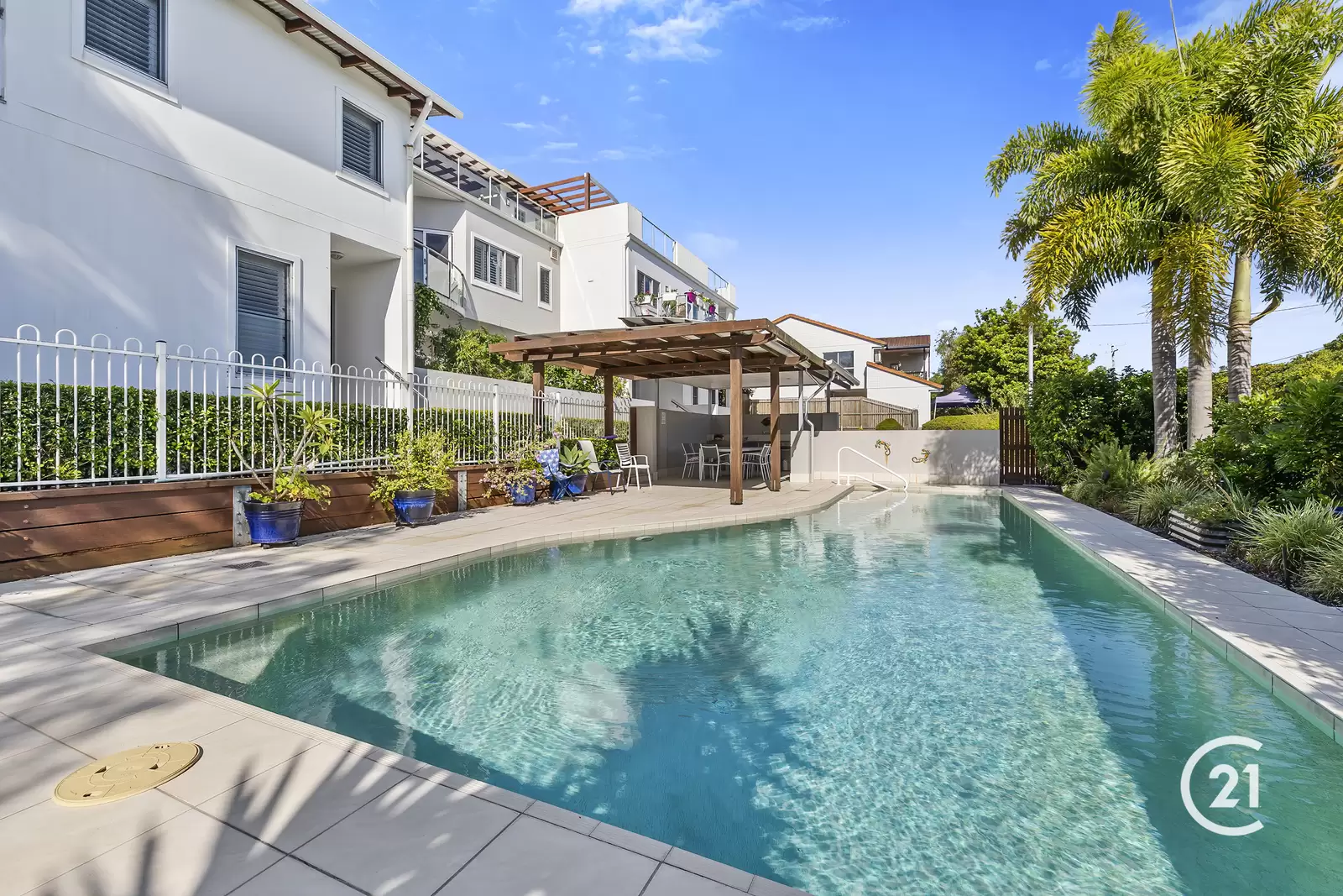 Photo #9: 4/2 Second Avenue, Coolum Beach - Sold by Ray White Noosa
