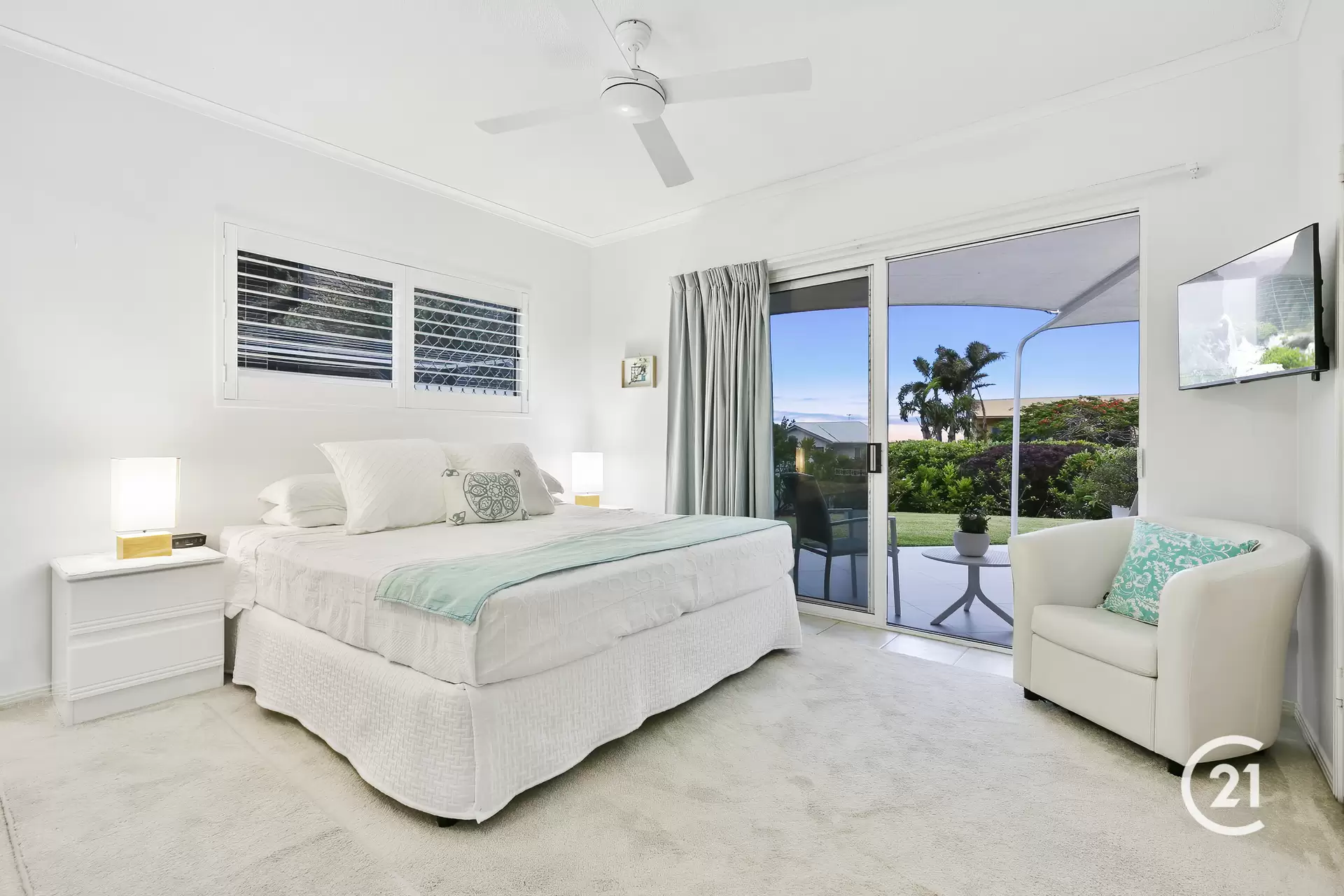 Photo #23: 1/37 Tingira Crescent, Sunrise Beach - Sold by Ray White Noosa