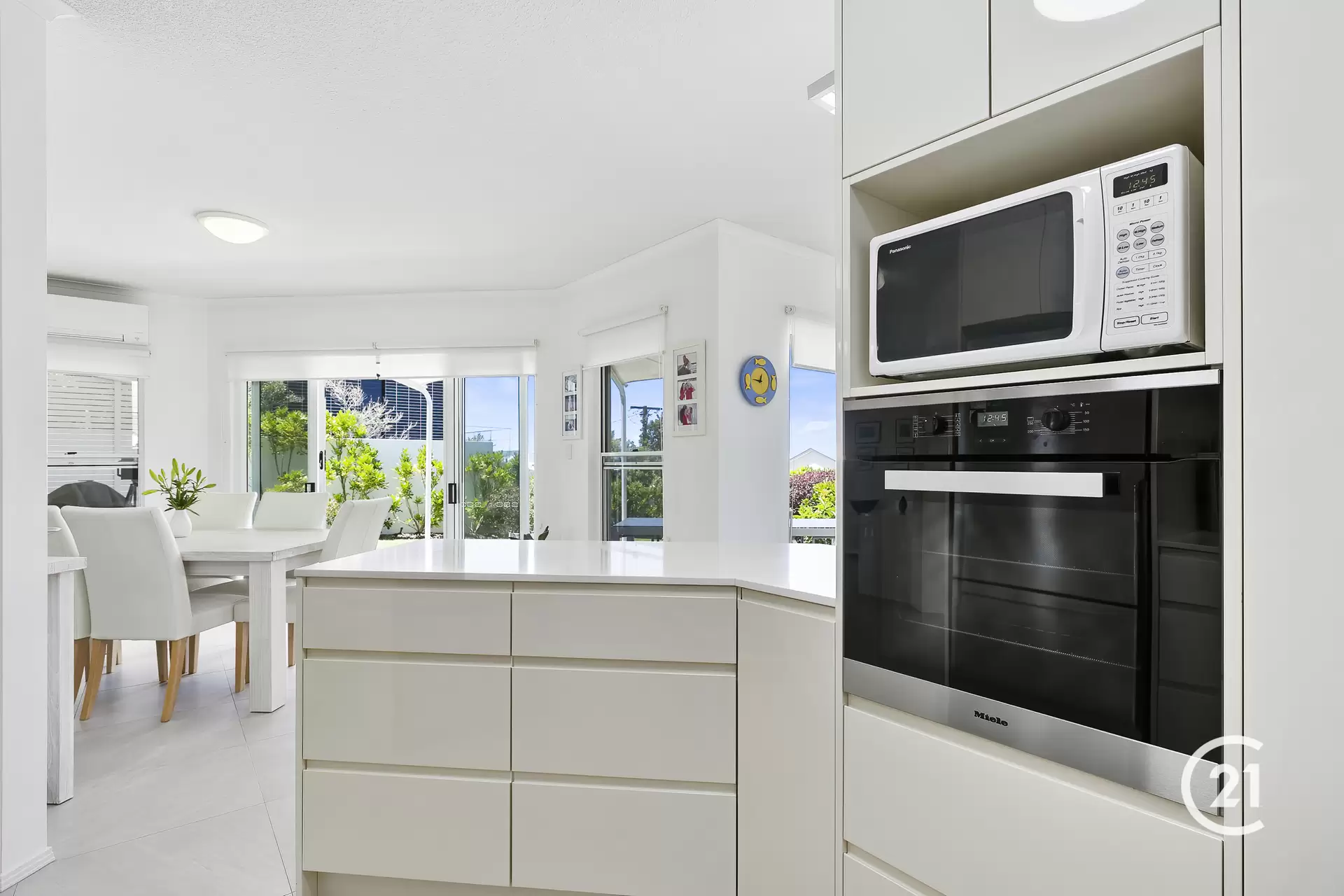 Photo #18: 1/37 Tingira Crescent, Sunrise Beach - Sold by Ray White Noosa