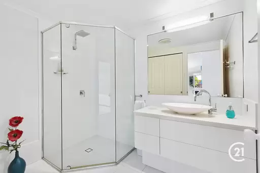 1/37 Tingira Crescent, Sunrise Beach Sold by Ray White Noosa - image 7