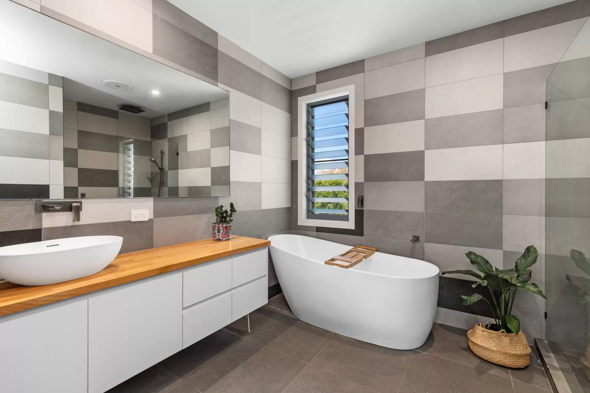 Photo #19: 2 Kings Bay Street, Yaroomba - Sold by Ray White Noosa