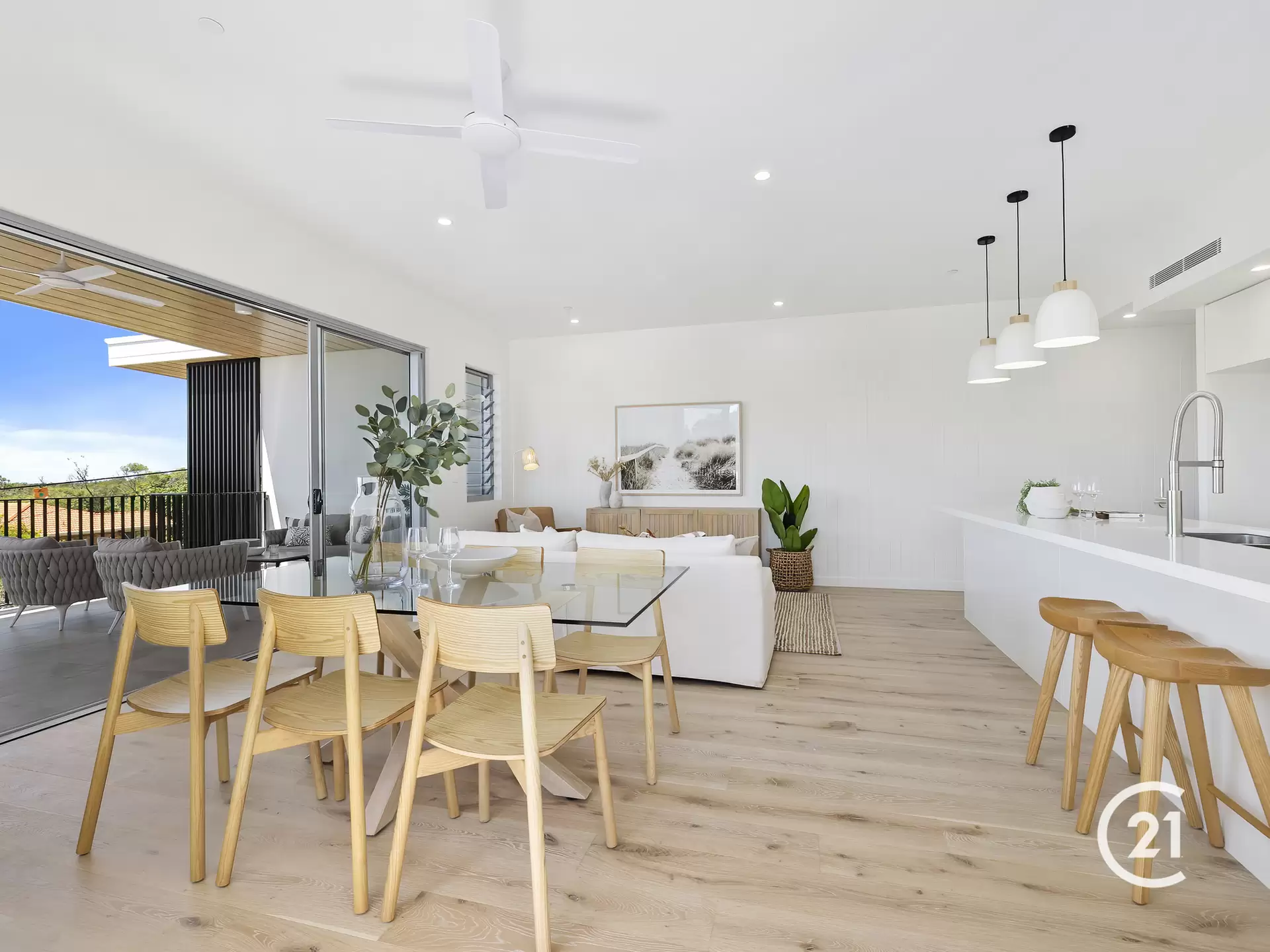 Photo #5: 6/17 First Avenue, Coolum Beach - Sold by Ray White Noosa