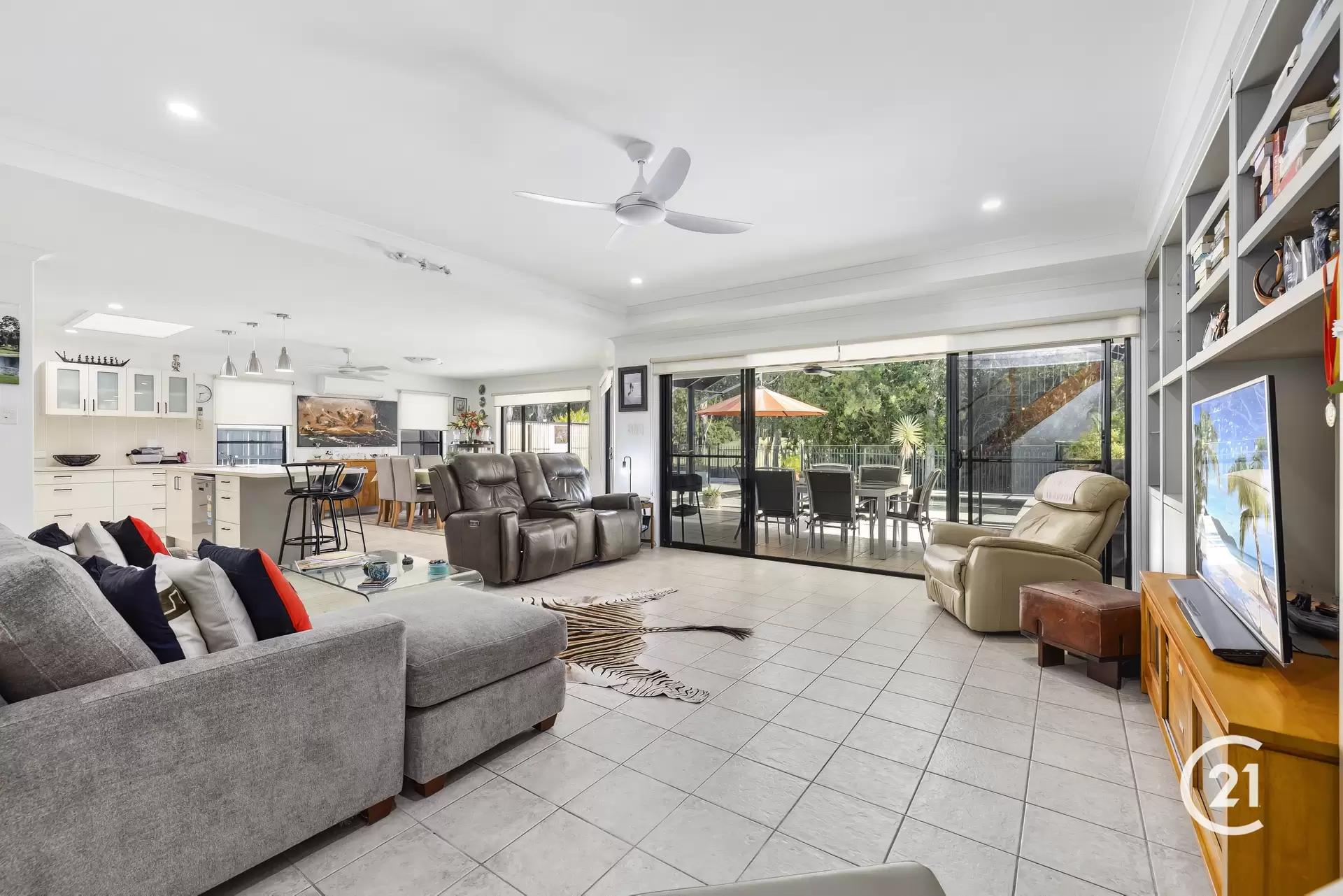 Photo #4: 57 Forest Ridge Circuit, Peregian Springs - Sold by Ray White Noosa