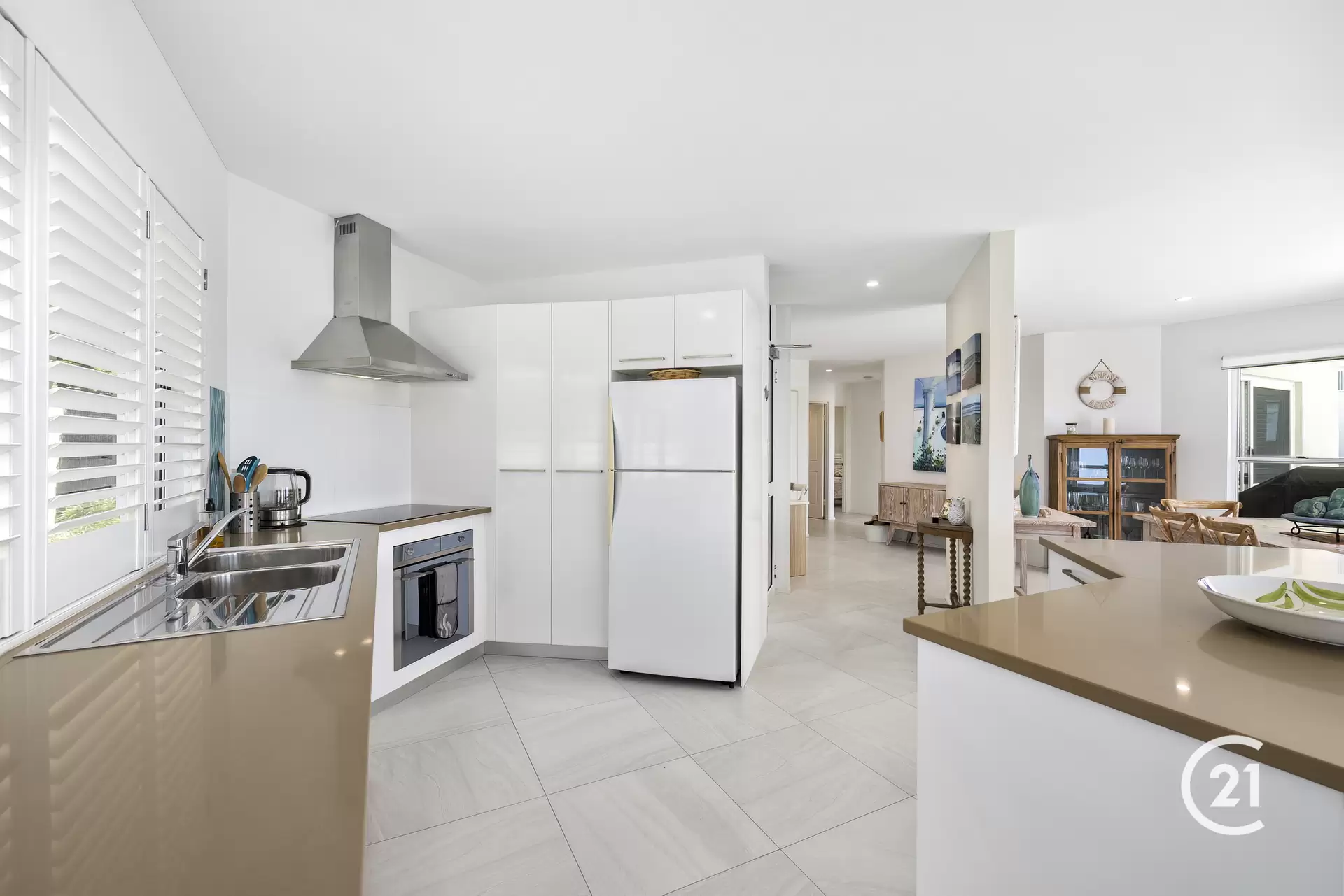 Photo #13: 2/37 Tingira Crescent, Sunrise Beach - Sold by Ray White Noosa