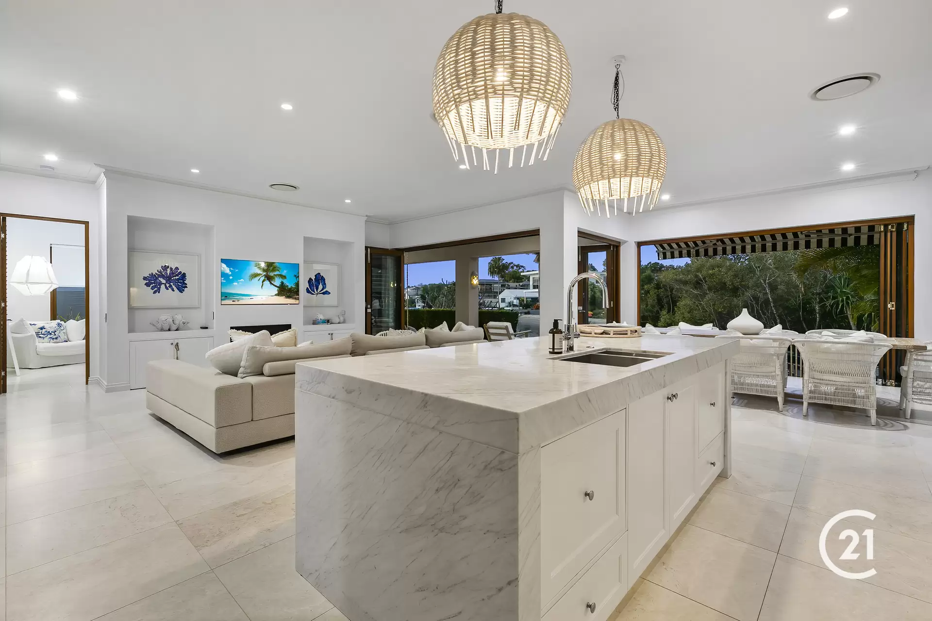 Photo #5: 7 Dolphin Crescent, Noosaville - Sold by Ray White Noosa