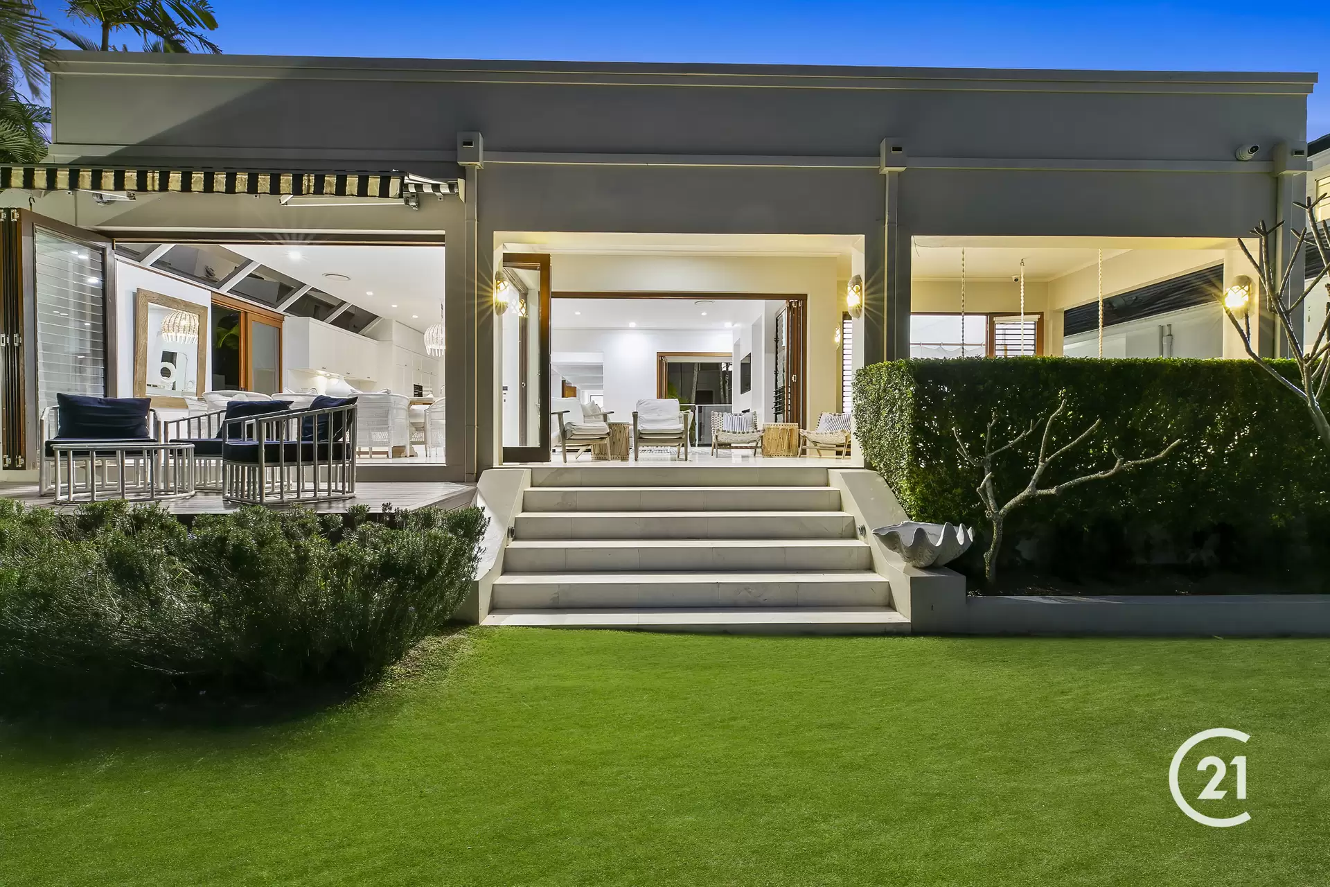 Photo #3: 7 Dolphin Crescent, Noosaville - Sold by Ray White Noosa
