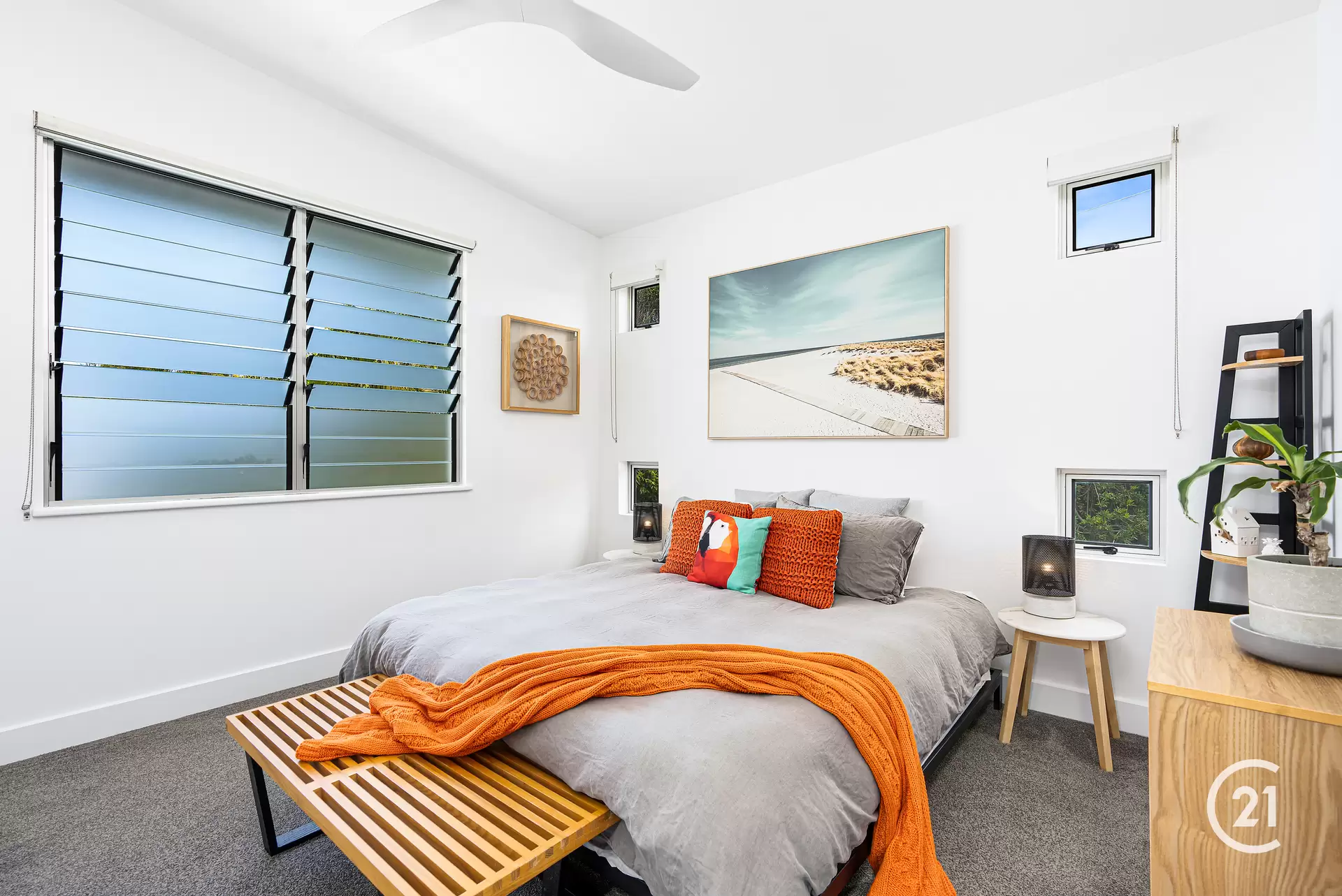 Photo #21: House 2 Sobraon Street, Sunrise Beach - Sold by Ray White Noosa
