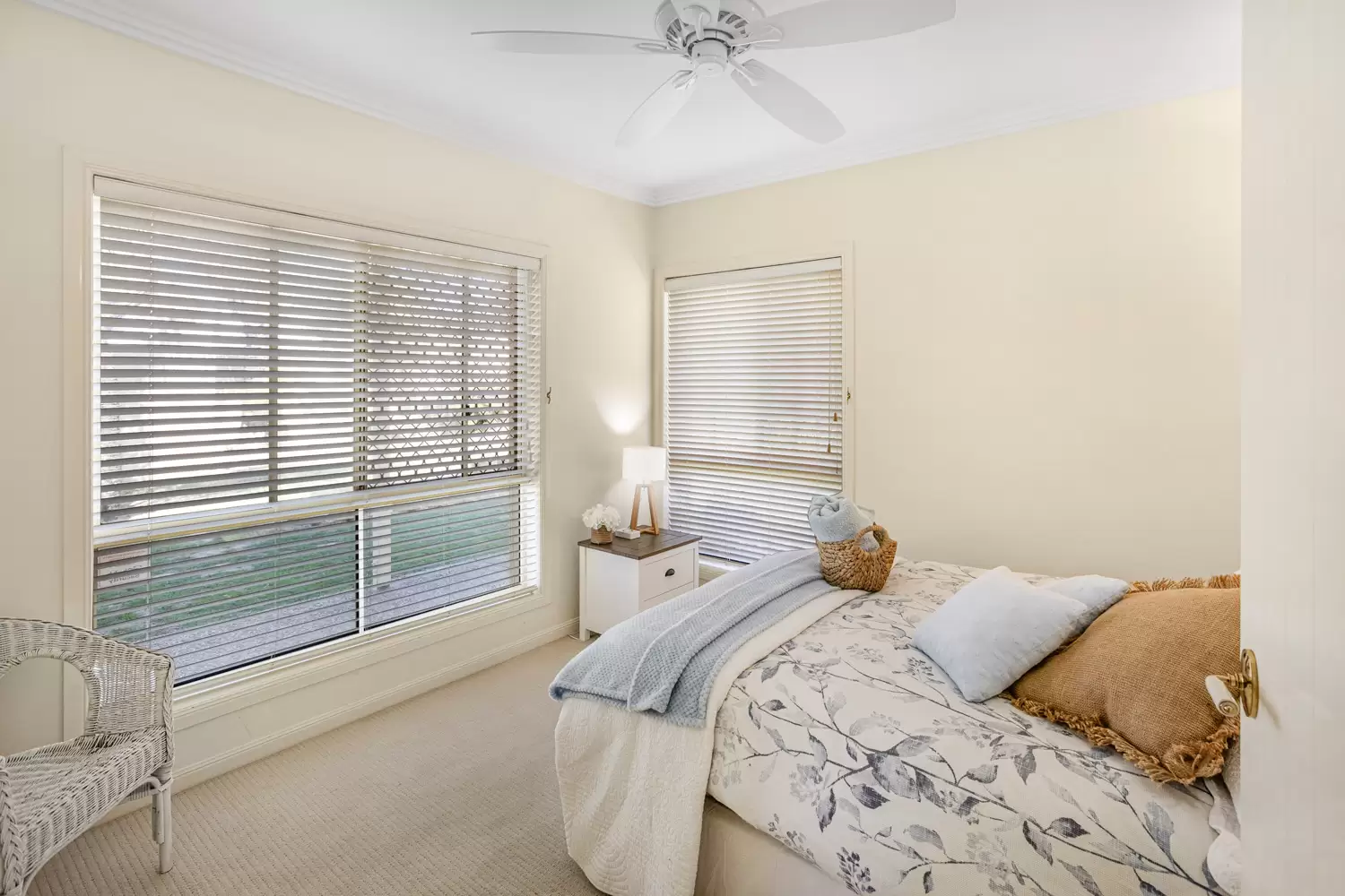 Photo #22: 12 Orealla Crescent, Sunrise Beach - Sold by Ray White Noosa