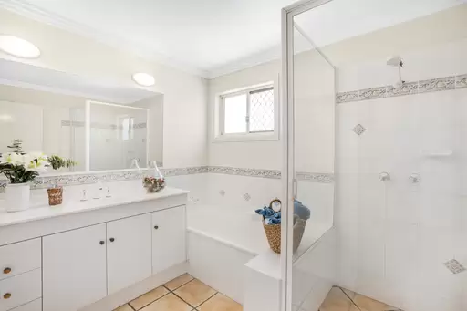 12 Orealla Crescent, Sunrise Beach Sold by Ray White Noosa - image 23