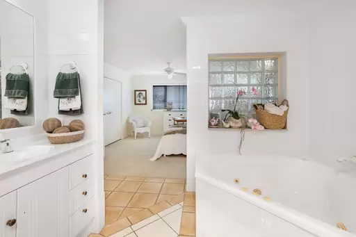 12 Orealla Crescent, Sunrise Beach Sold by Ray White Noosa - image 13