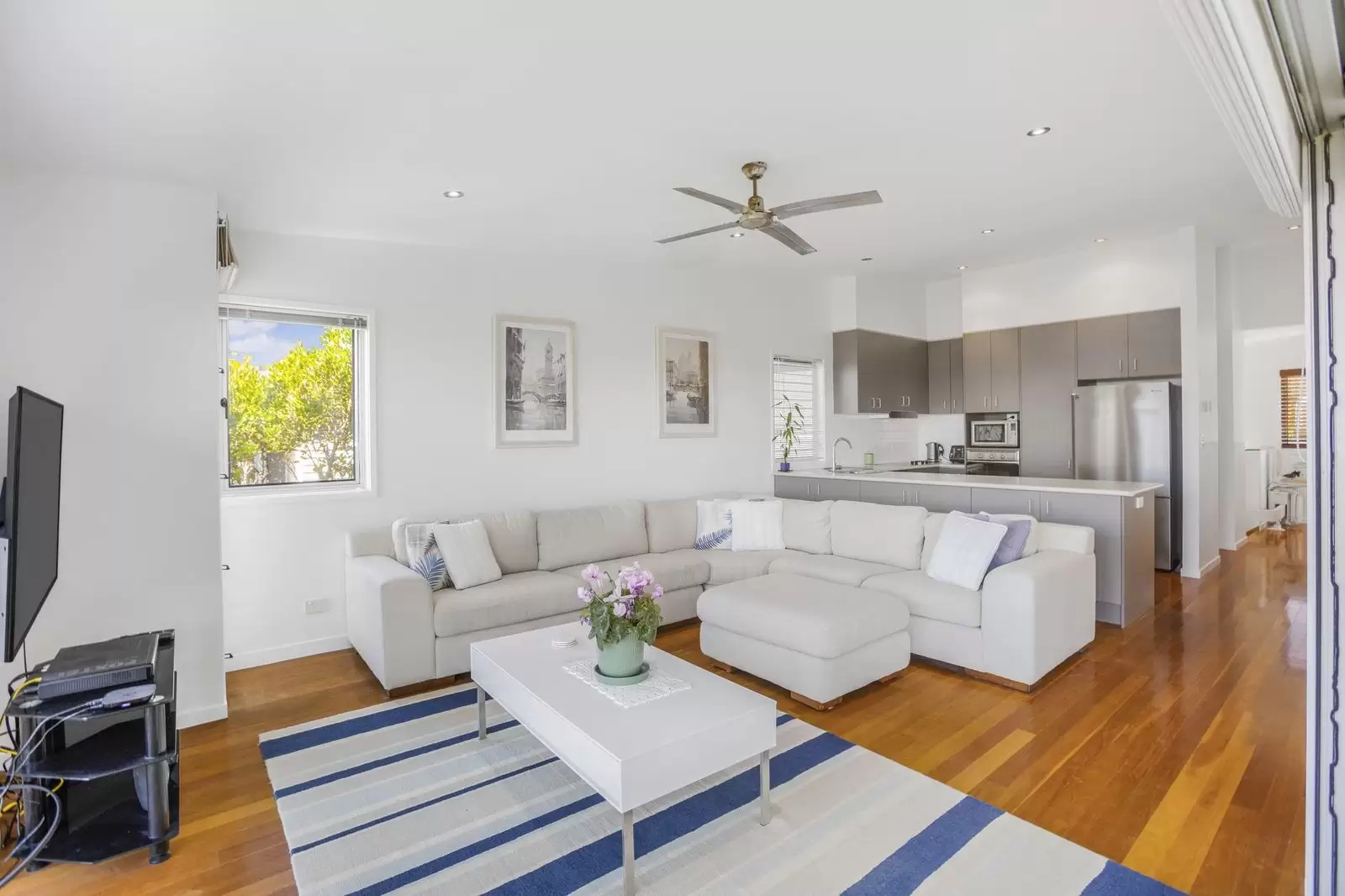 Photo #9: 2/10 Martin Street, Peregian Beach - Sold by Ray White Noosa