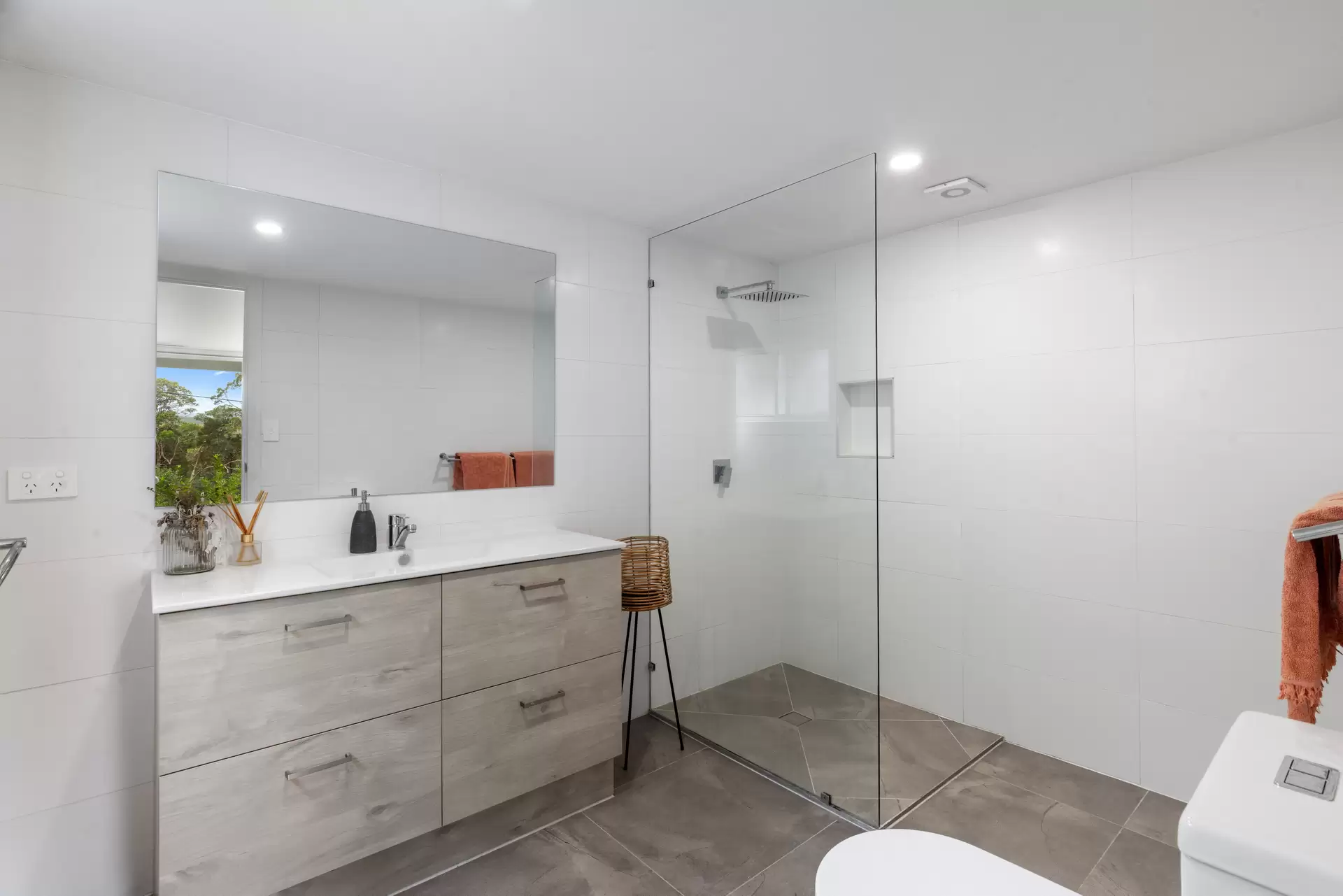 Photo #18: 296 David Low Way, Peregian Beach - Sold by Ray White Noosa