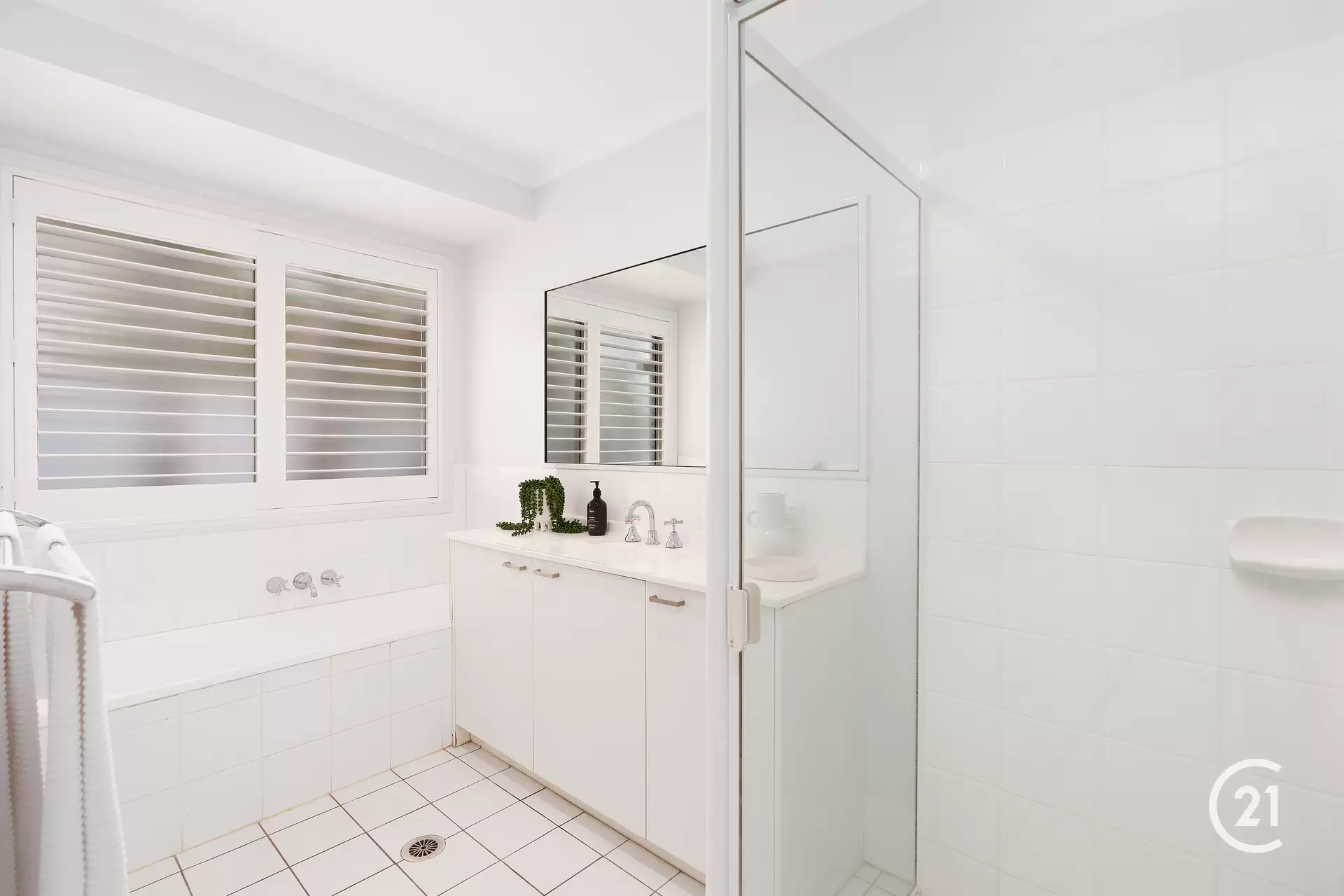Photo #17: 30 Seafarer Court, Castaways Beach - Sold by Ray White Noosa