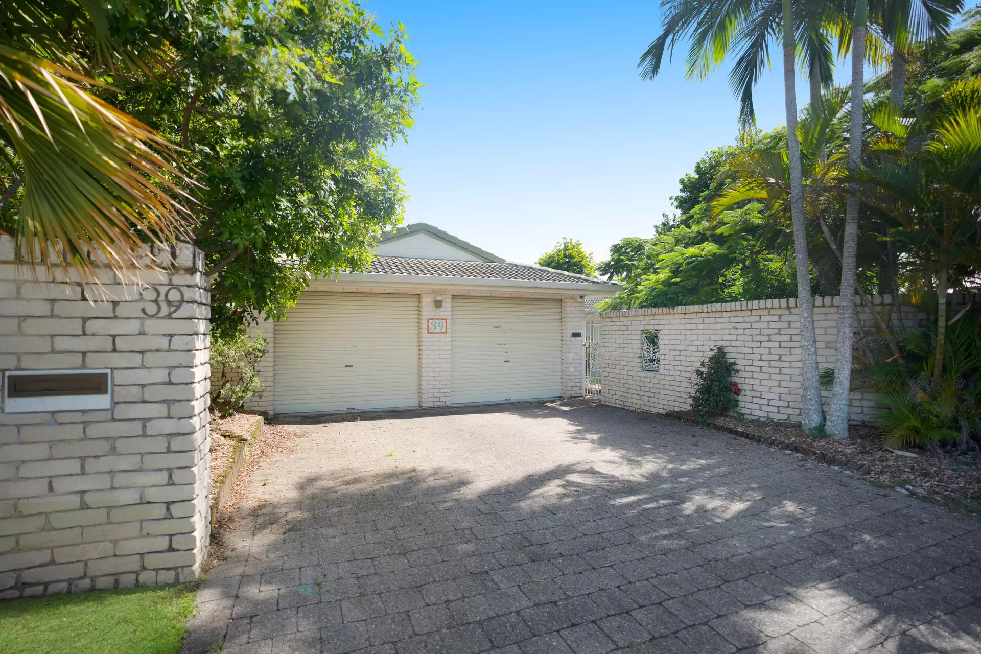 Photo #2: 39 Dolphin Crescent, Noosaville - For Sale by Ray White Noosa