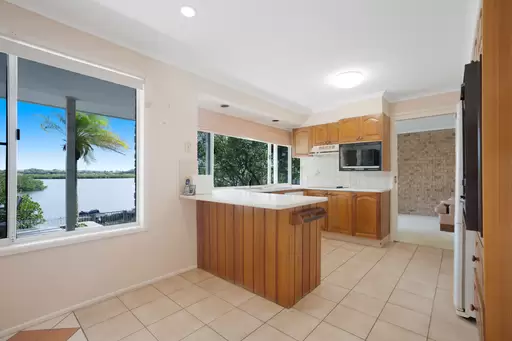 39 Dolphin Crescent, Noosaville For Sale by Ray White Noosa - image 4
