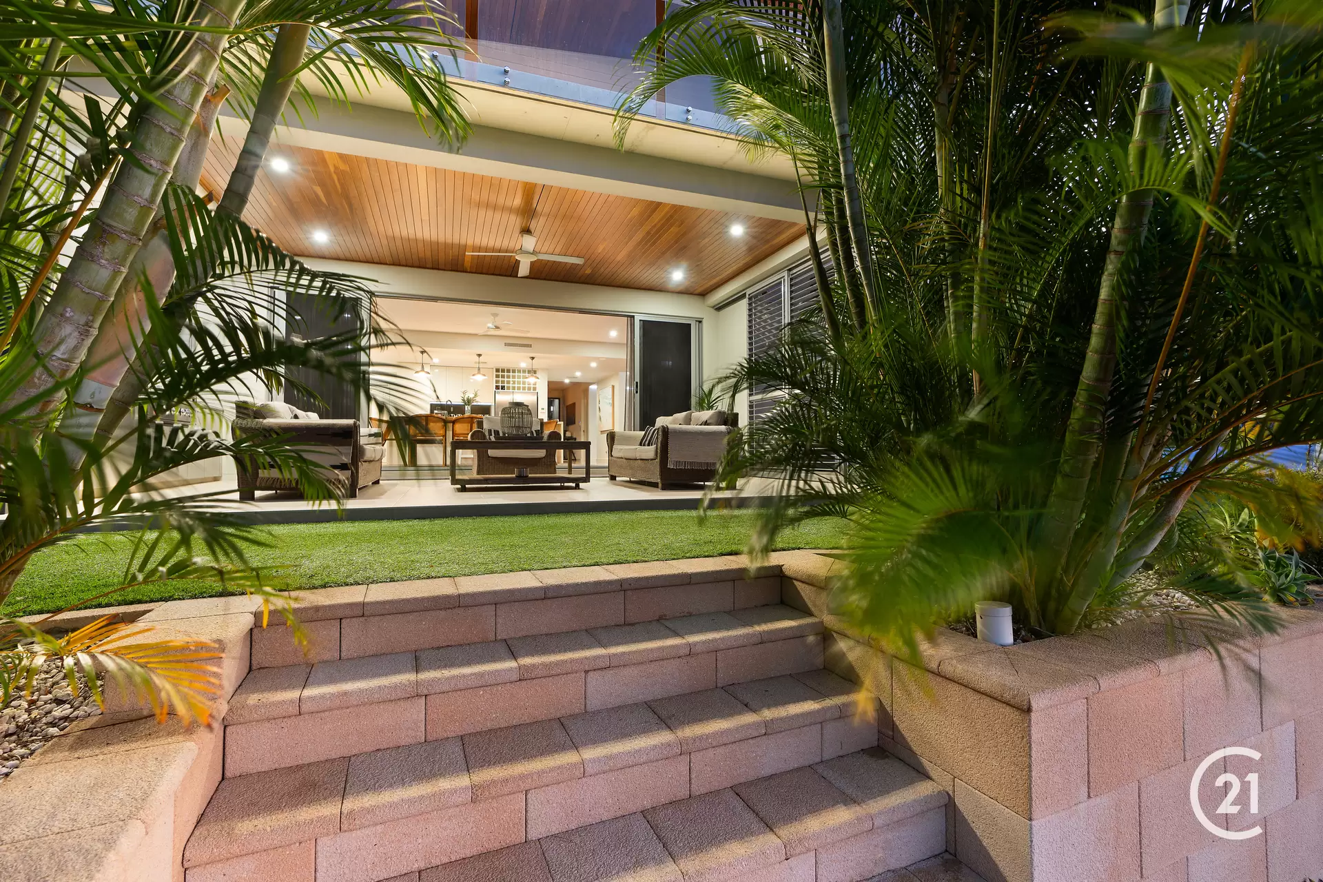 Photo #5: 28 Mossman Court, Noosa Heads - Sold by Ray White Noosa