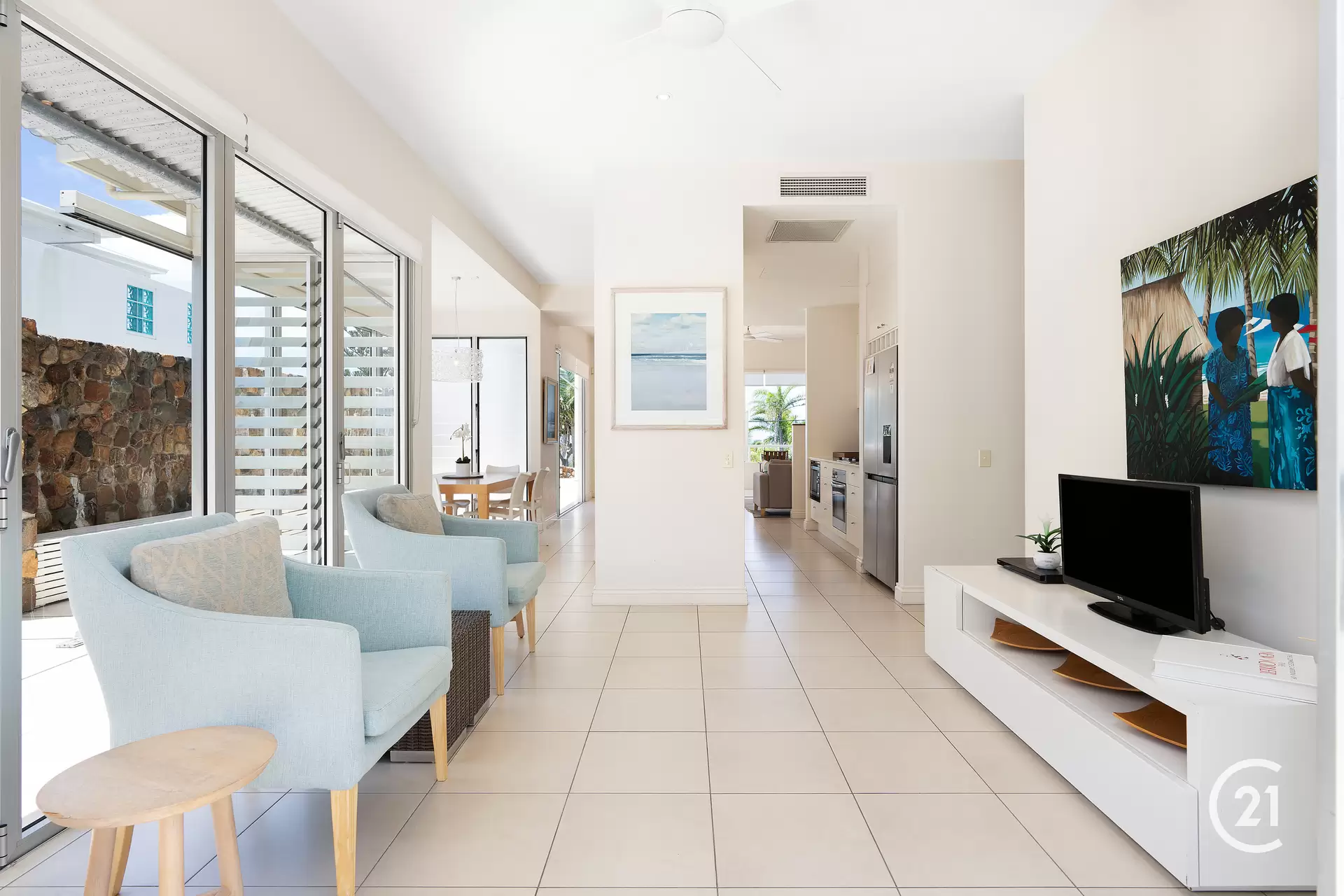 Photo #12: 1/41 Sobraon Street, Sunrise Beach - Sold by Ray White Noosa