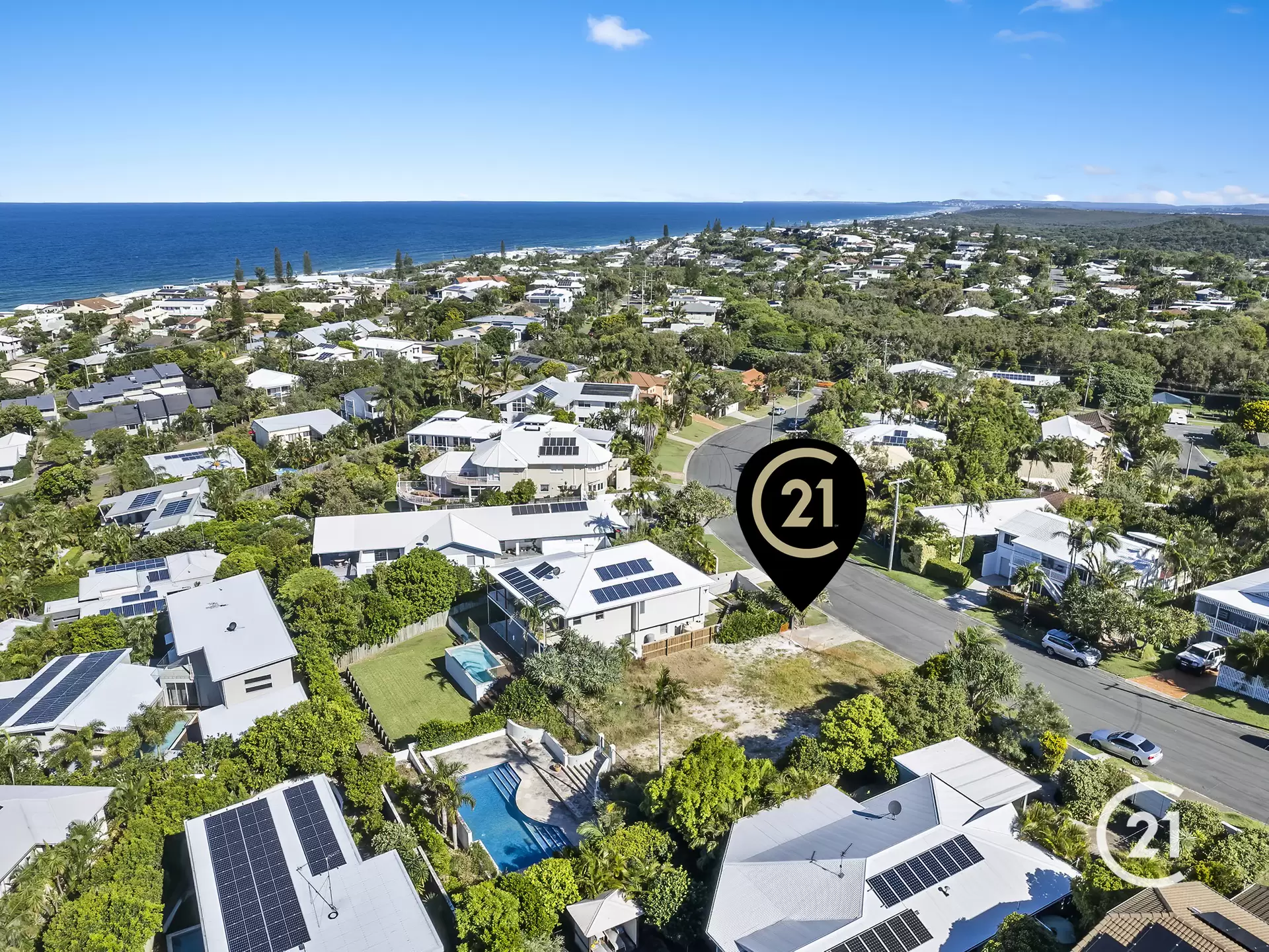 Photo #10: 18 Southern Cross Parade, Sunrise Beach - Sold by Ray White Noosa