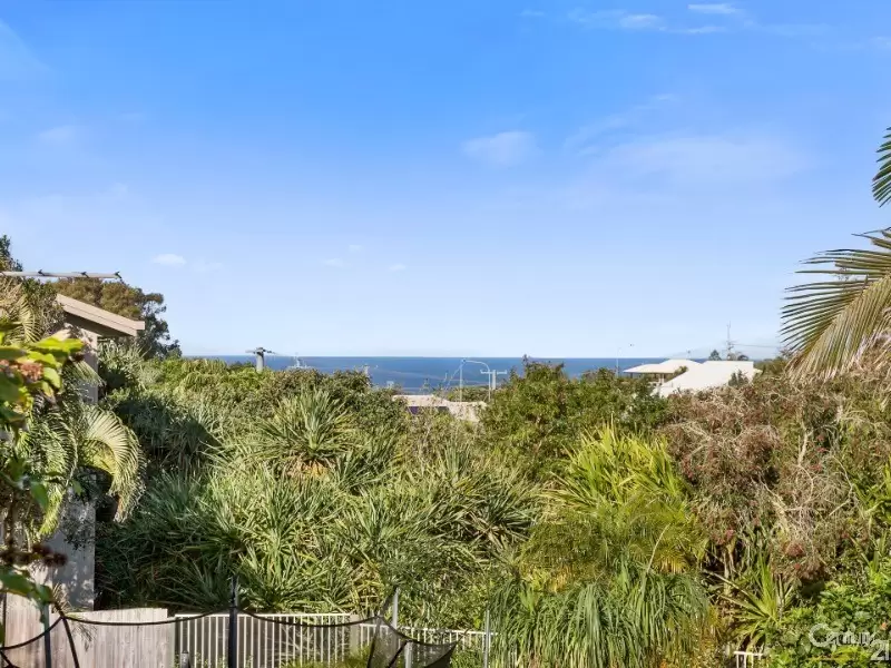Photo #3: 7 Gouldian Court, Peregian Beach - Sold by Ray White Noosa