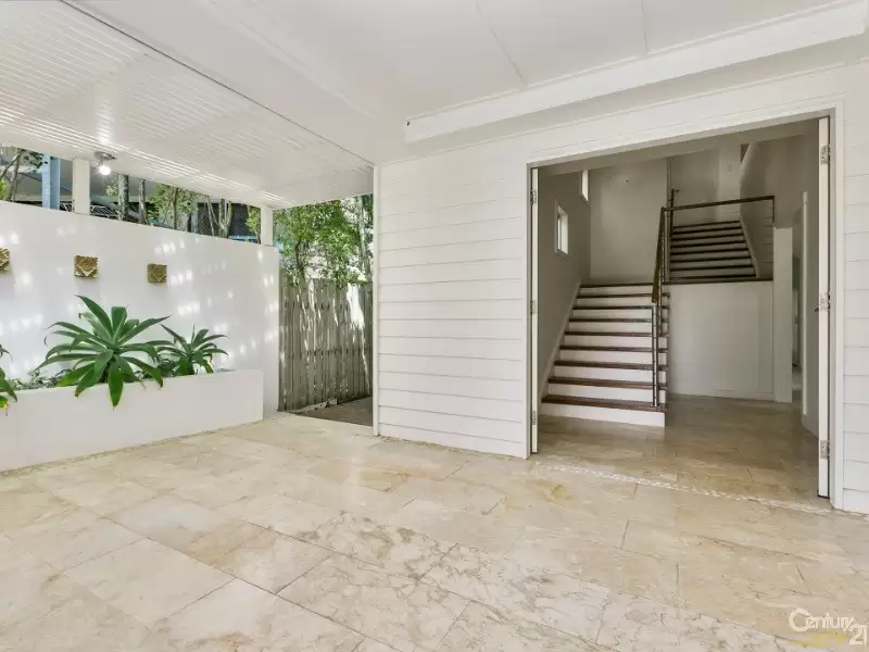 Photo #14: 6 Coucal Crescent, Peregian Beach - Sold by Ray White Noosa