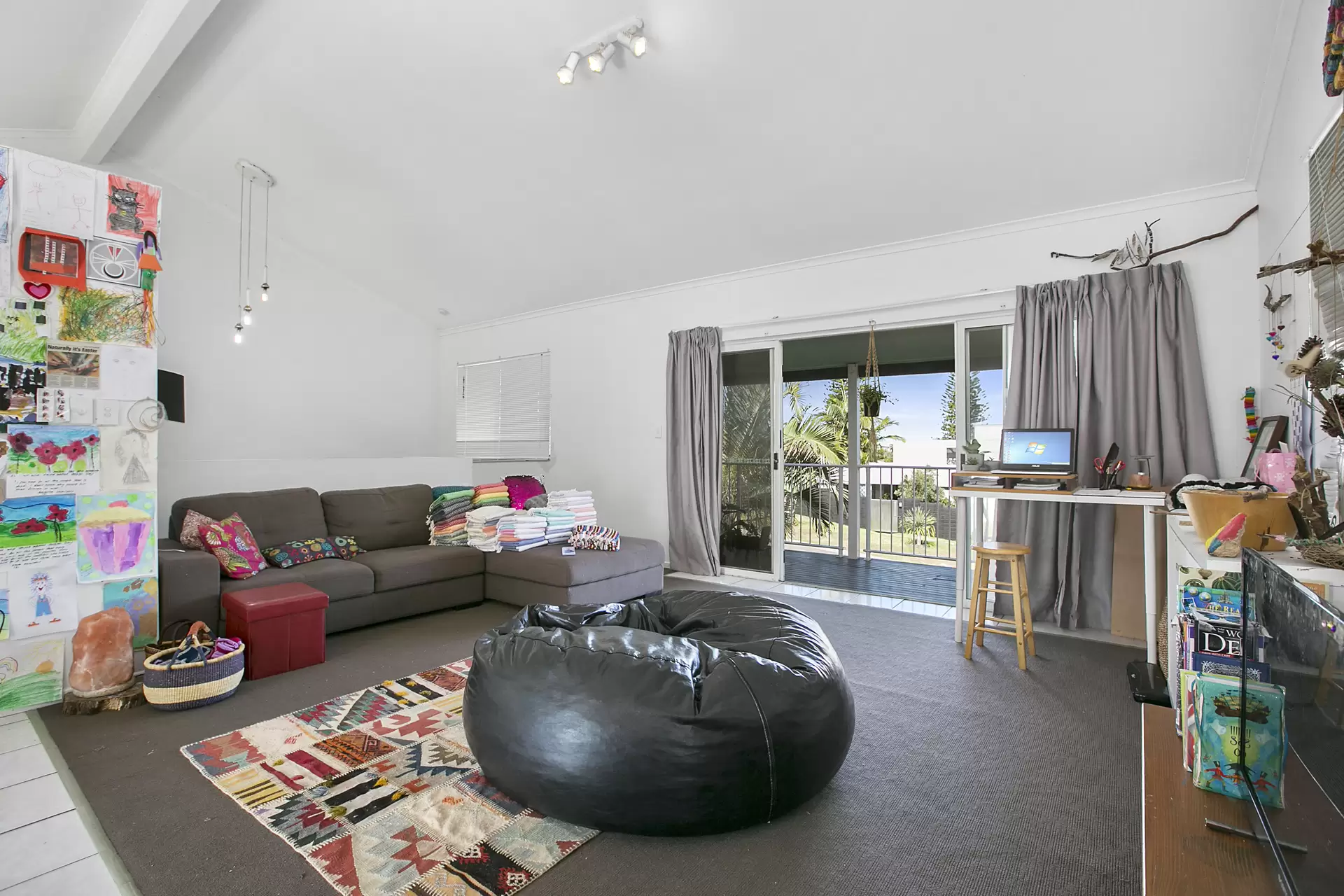 Photo #11: 97 Persimmon Drive, Peregian Beach - Sold by Ray White Noosa