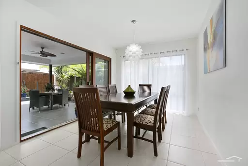 6 Stringybark Place, Peregian Springs Sold by Ray White Noosa - image 3