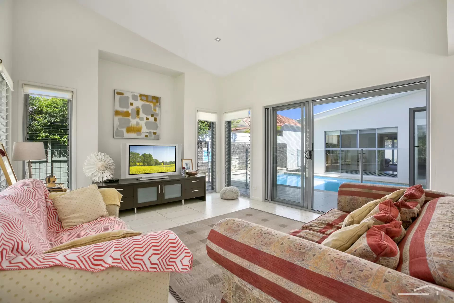 Photo #7: 10 Greenside Court, Peregian Springs - Sold by Ray White Noosa