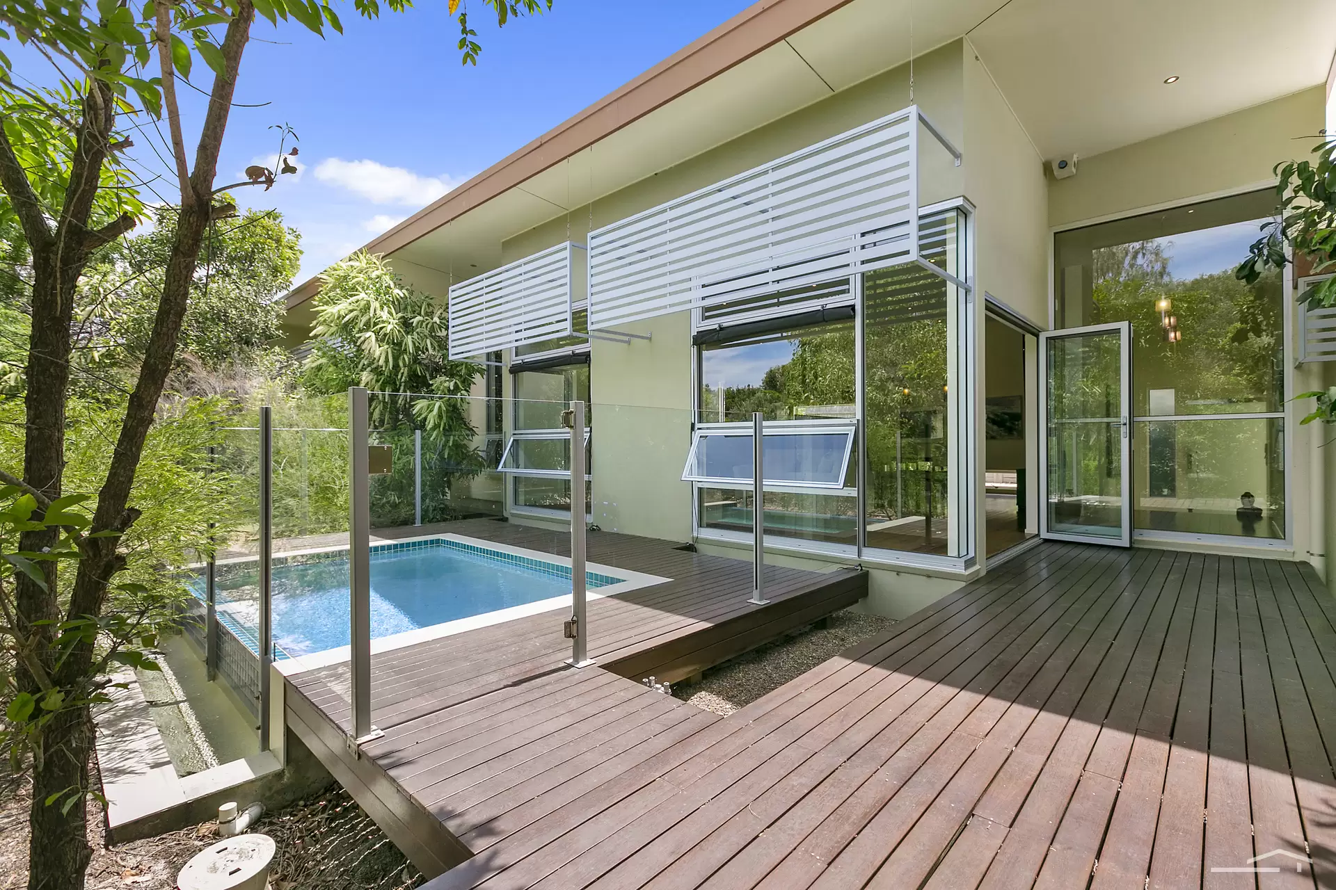 Photo #7: 26 Resolute Street, Sunrise Beach - Sold by Ray White Noosa