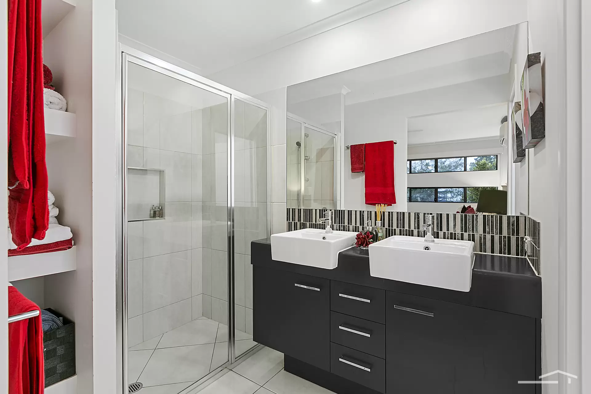Photo #14: 11 Oakbridge Way, Peregian Springs - Sold by Ray White Noosa