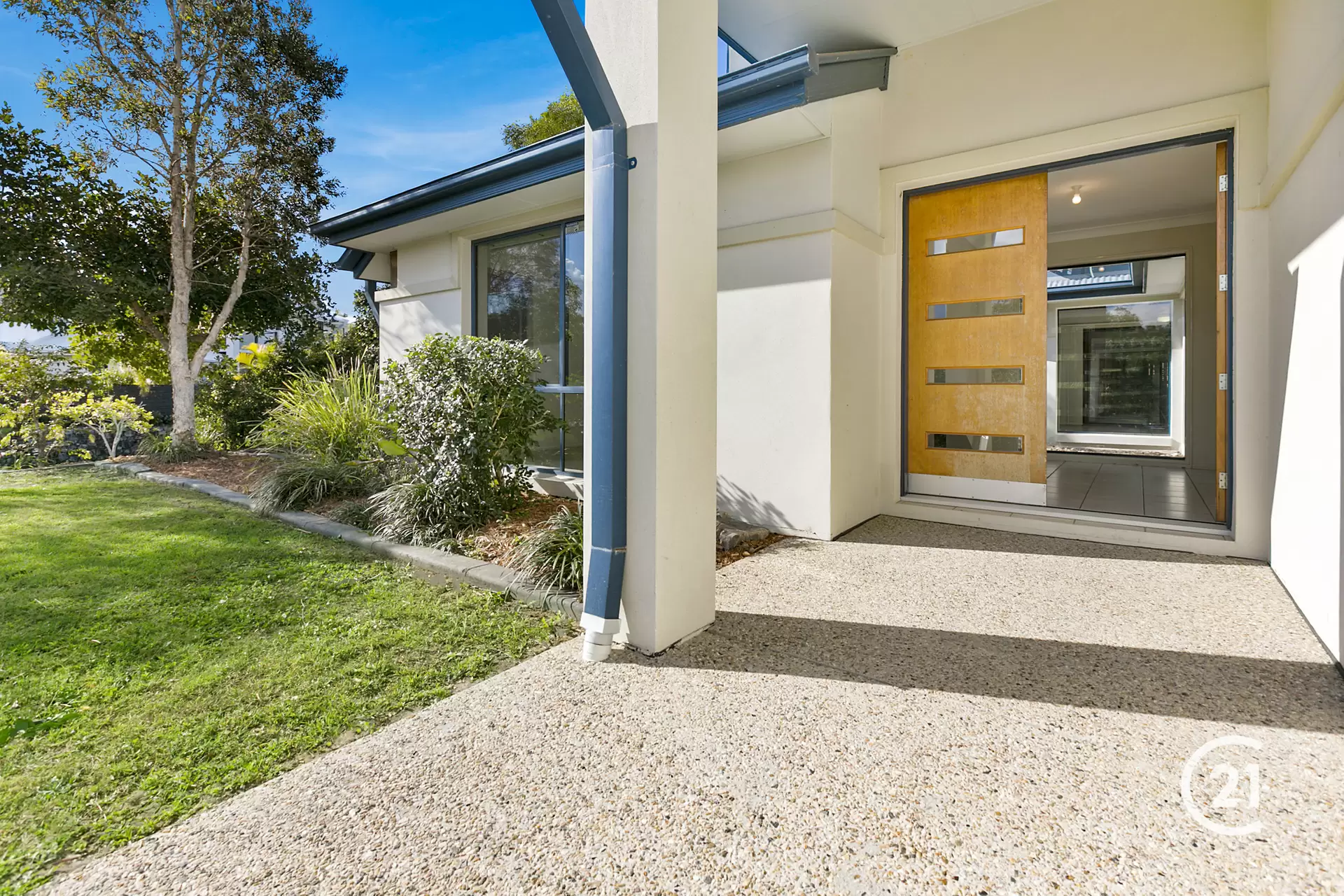 Photo #2: 2 Pebble Court, Peregian Springs - Sold by Ray White Noosa