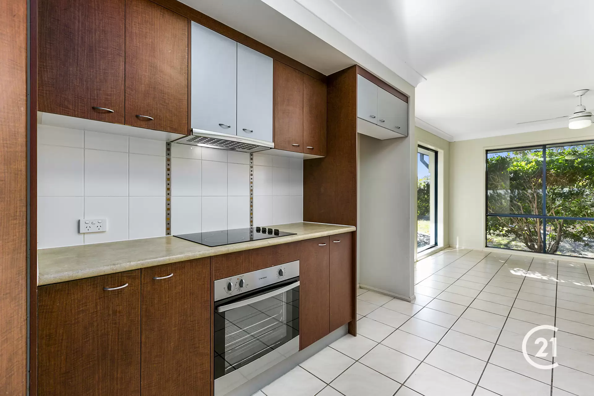 Photo #8: 2 Pebble Court, Peregian Springs - Sold by Ray White Noosa