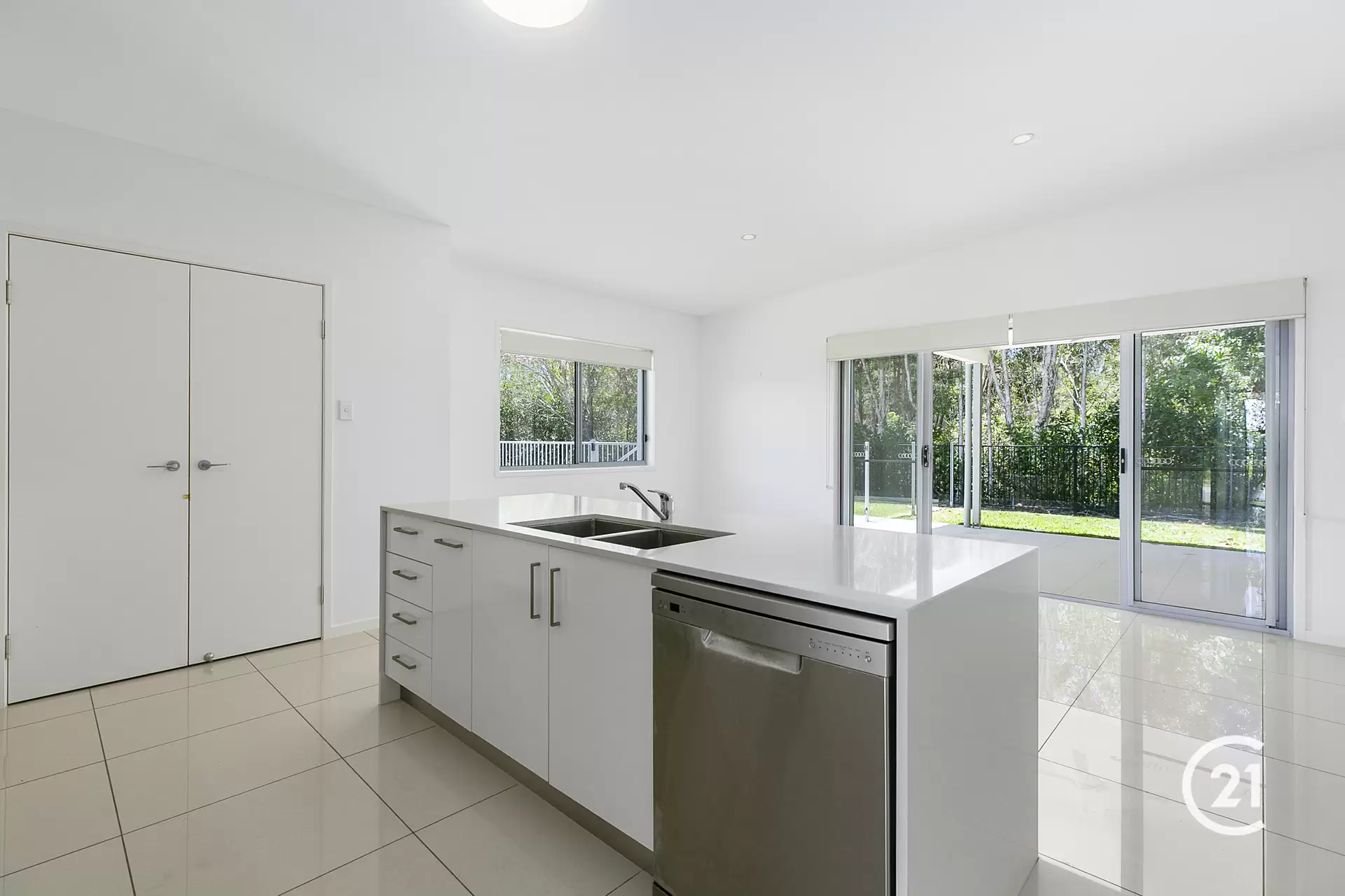 Photo #9: 55 Gainsborough Crescent, Peregian Springs - Sold by Ray White Noosa