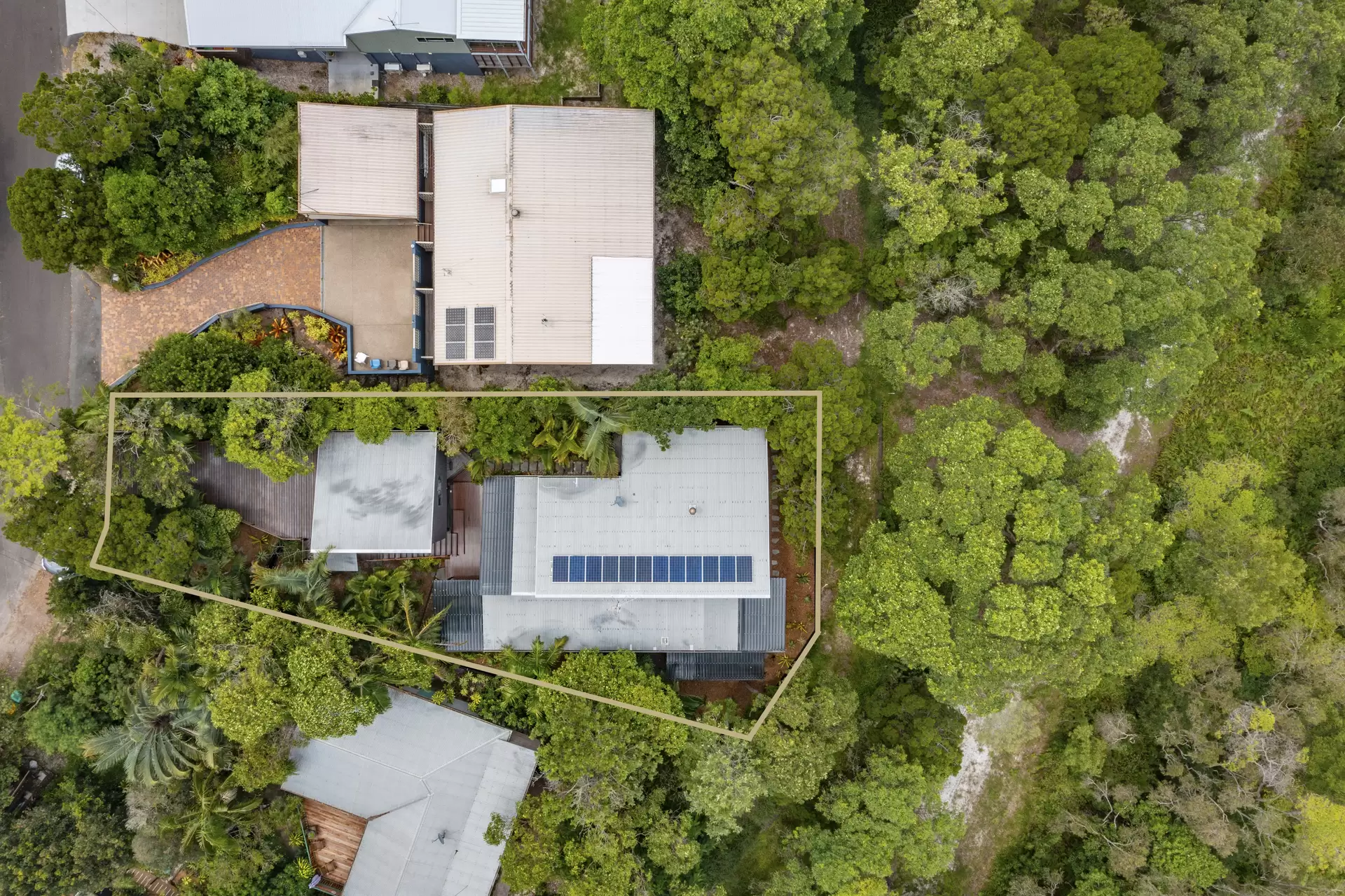 Photo #10: 28 Currawong Crescent, Peregian Beach - Sold by Ray White Noosa