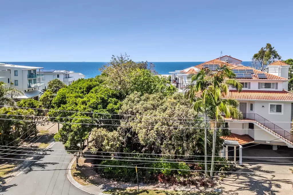 1-2/3 Henderson Street, Sunshine Beach For Sale by Ray White Noosa