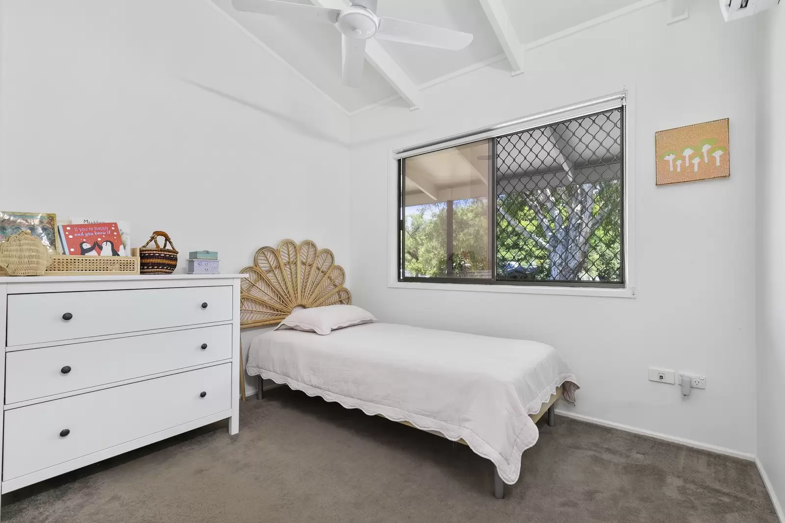 Photo #18: 16 Hawthorn Grove, Marcus Beach - Sold by Ray White Noosa