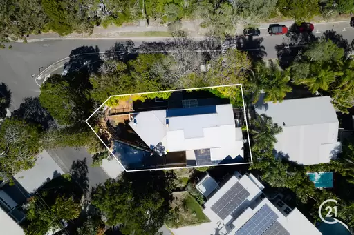 37 Bottlebrush Avenue, Noosa Heads Sold by Ray White Noosa - image 2